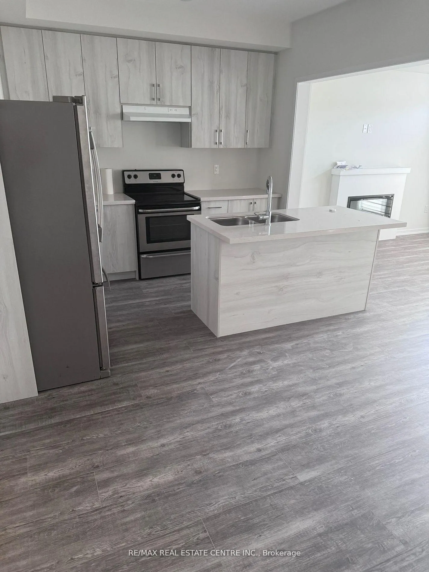 Photo 9 of 2096 Cayenne Street, Oshawa, Kedron — HOMEH