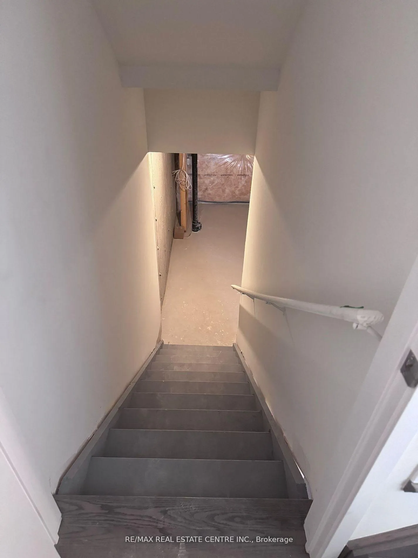 Photo 29 of 2096 Cayenne Street, Oshawa, Kedron — HOMEH