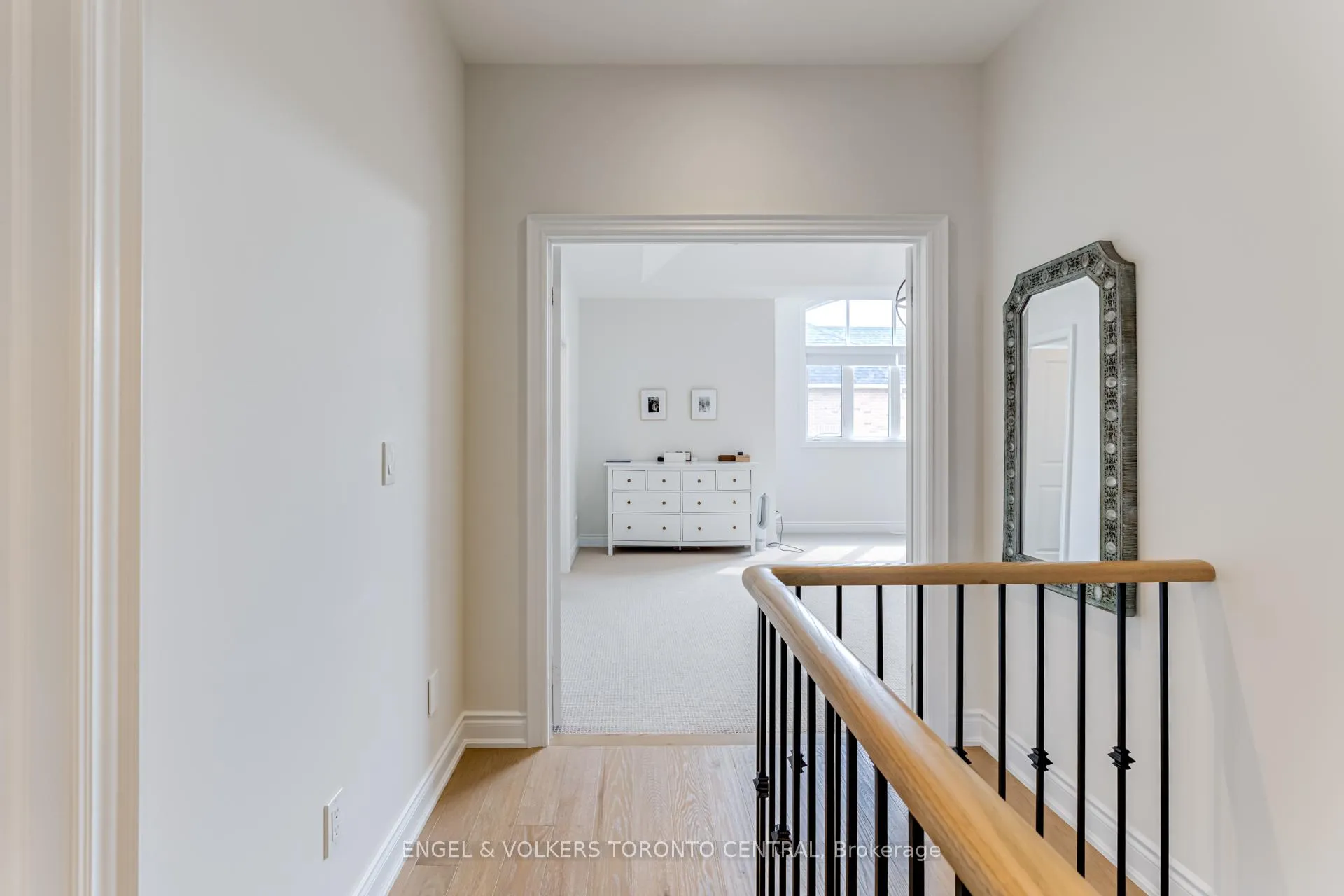 Photo 16 of 89 Maple Fields Circle, Aurora, Aurora Estates — HOMEH