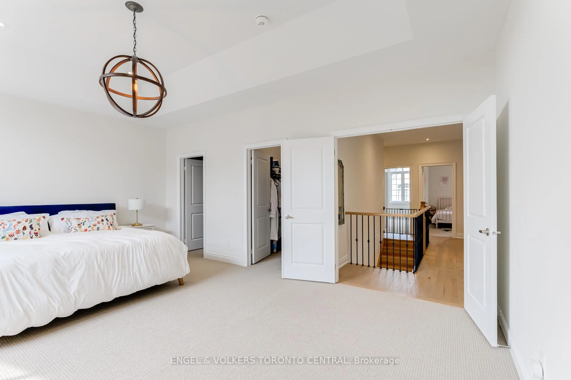 Photo 19 of 89 Maple Fields Circle, Aurora, Aurora Estates — HOMEH