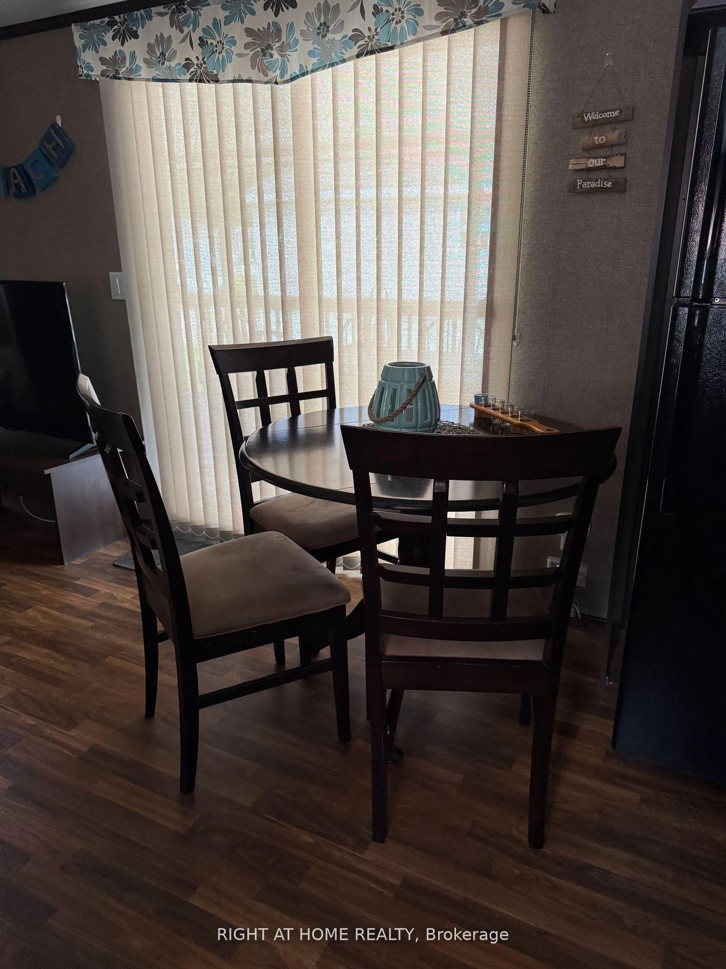 Photo 13 of 7 Nipagon Circle, Wasaga Beach — HOMEH