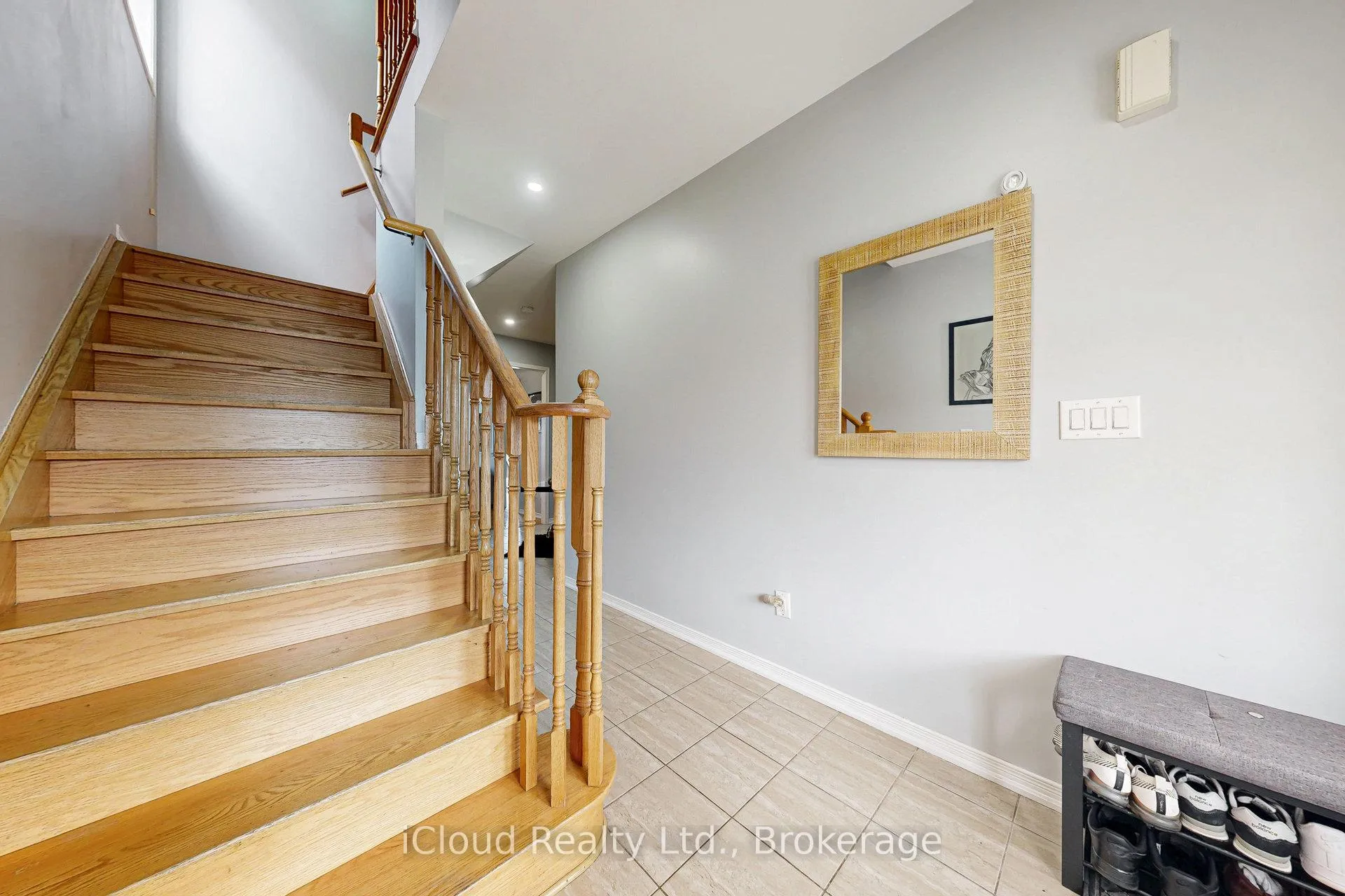 Photo 6 of 6 Mt Pleasant Avenue, Whitby, Blue Grass Meadows — HOMEH