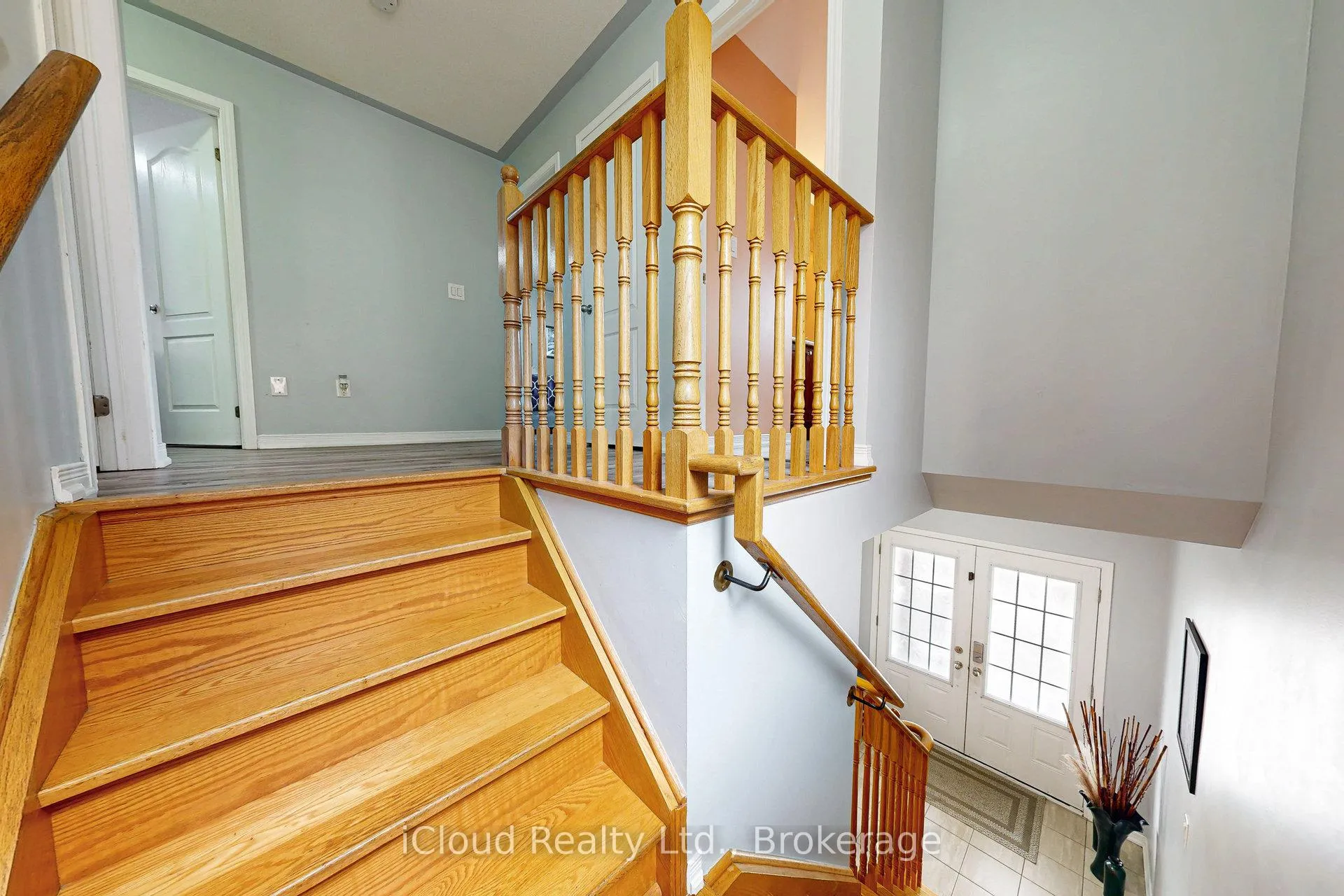 Photo 23 of 6 Mt Pleasant Avenue, Whitby, Blue Grass Meadows — HOMEH