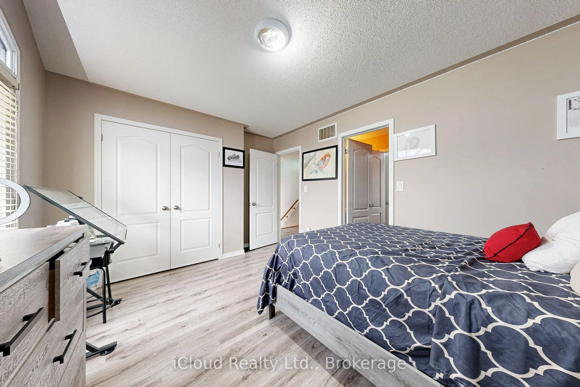 Photo 25 of 6 Mt Pleasant Avenue, Whitby, Blue Grass Meadows — HOMEH
