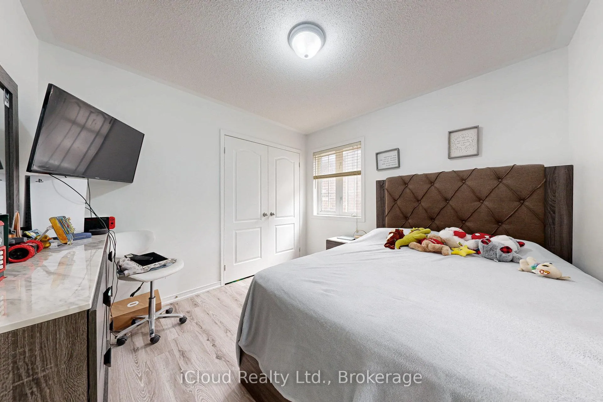 Photo 29 of 6 Mt Pleasant Avenue, Whitby, Blue Grass Meadows — HOMEH