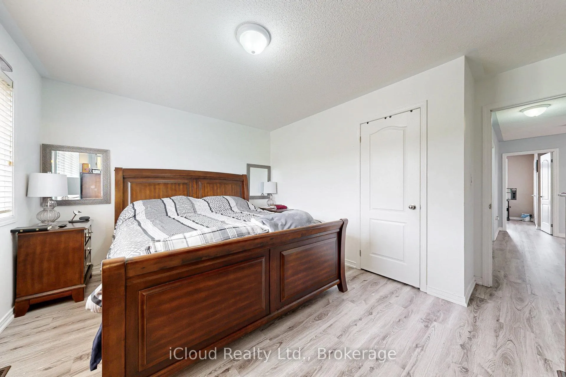 Photo 37 of 6 Mt Pleasant Avenue, Whitby, Blue Grass Meadows — HOMEH