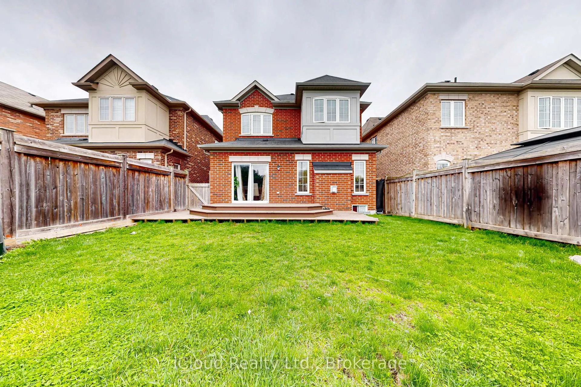 Photo 50 of 6 Mt Pleasant Avenue, Whitby, Blue Grass Meadows — HOMEH