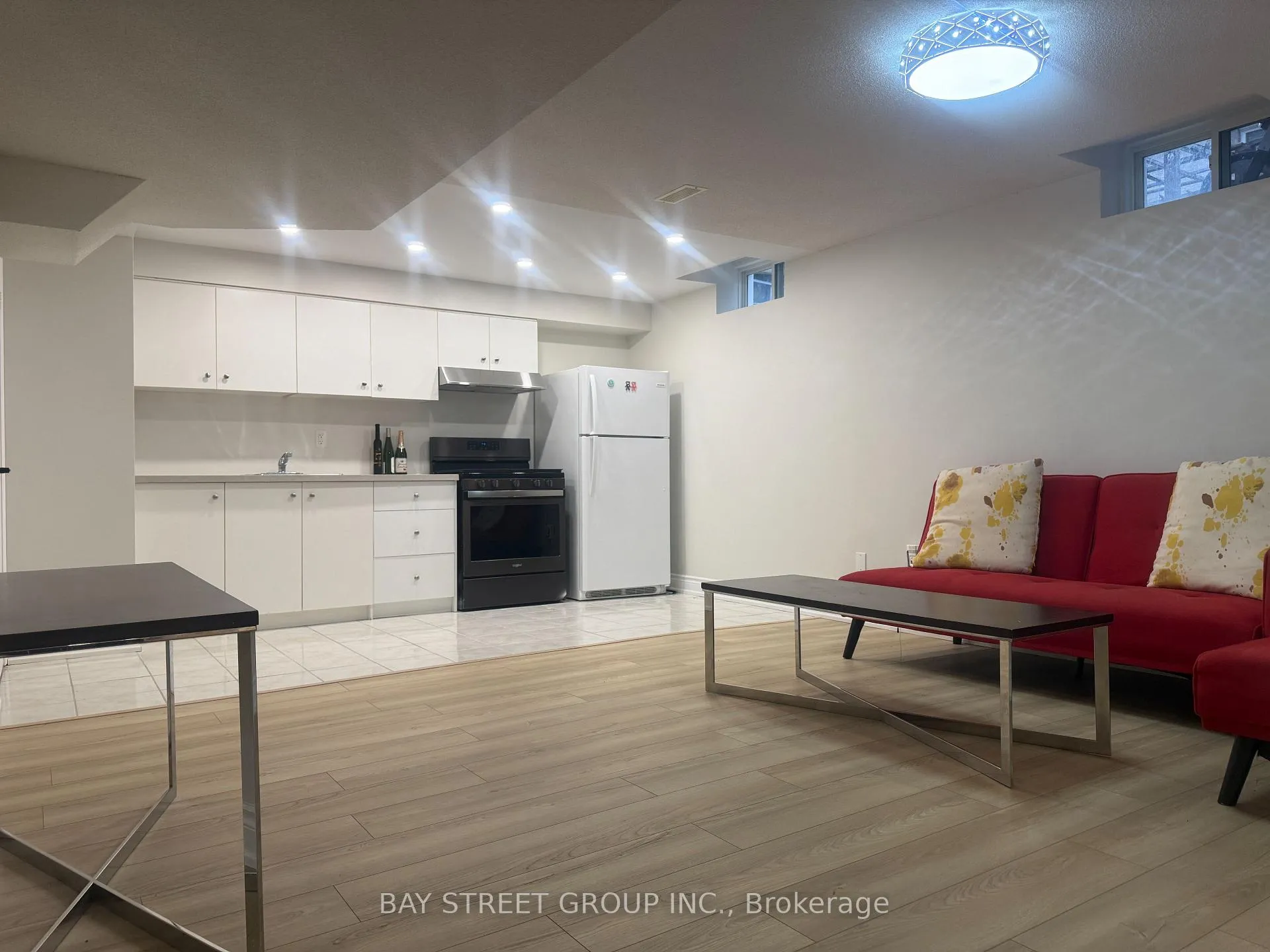 Photo 2 of 28 Lugano Crescent, Markham, Wismer — HOMEH