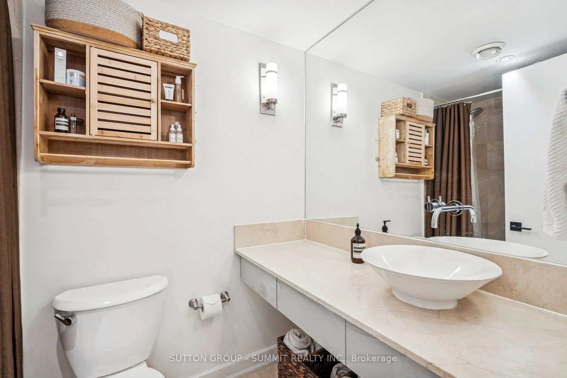 Photo 36 of Unit 1316, 36 Blue Jays Way, Toronto, Waterfront Communities — HOMEH