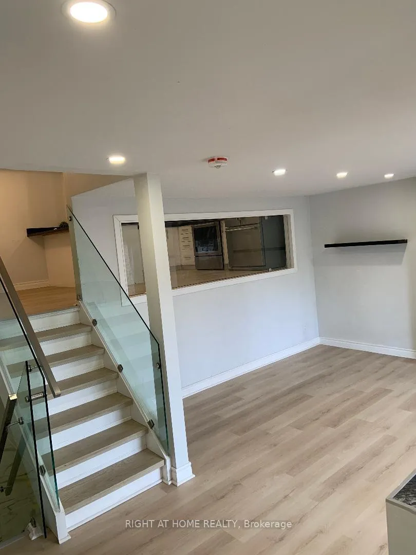 Front of Unit 189, 24 Springfair Avenue