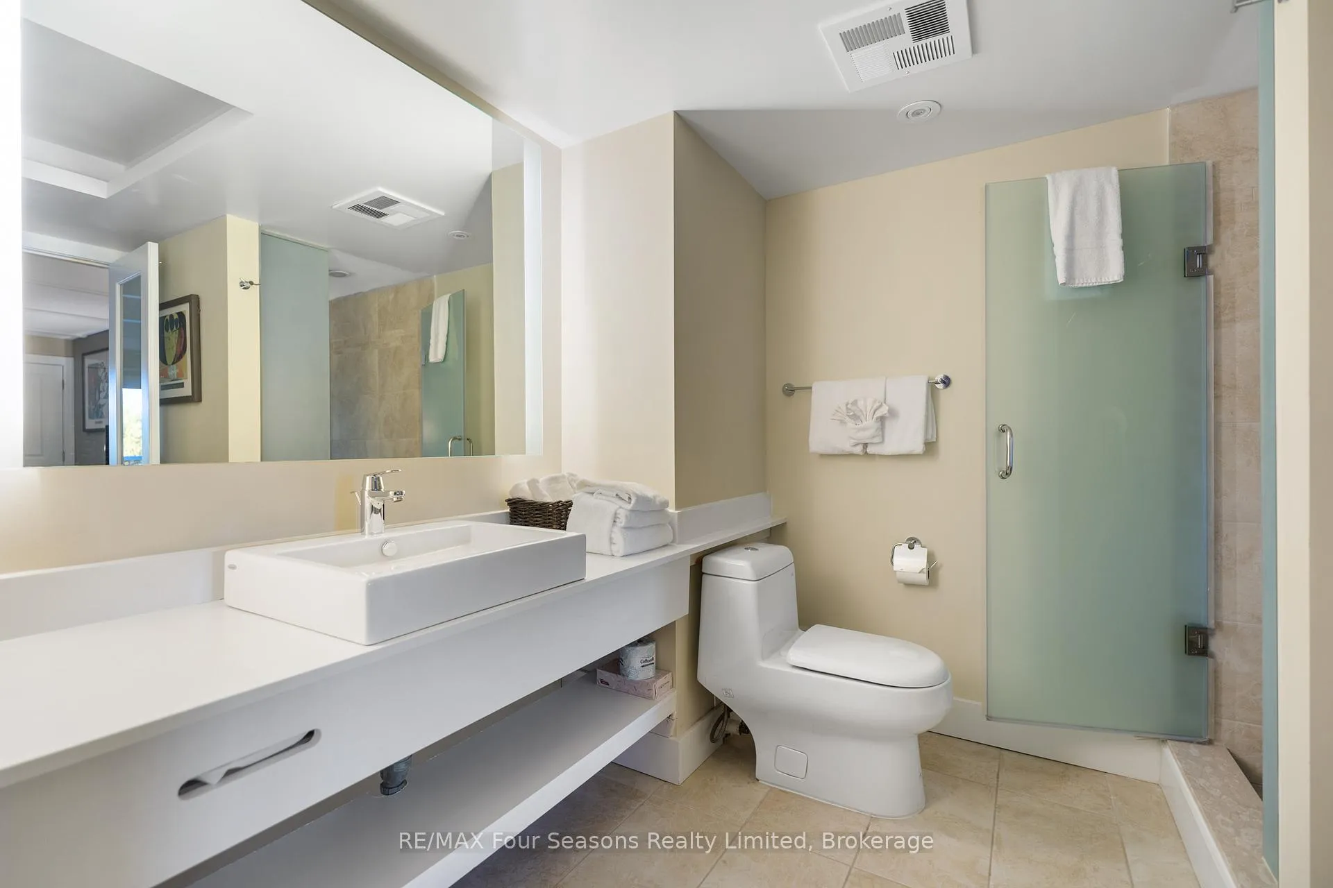 Photo 11 of Unit 3411/3413, 9 Harbour Street, Collingwood — HOMEH