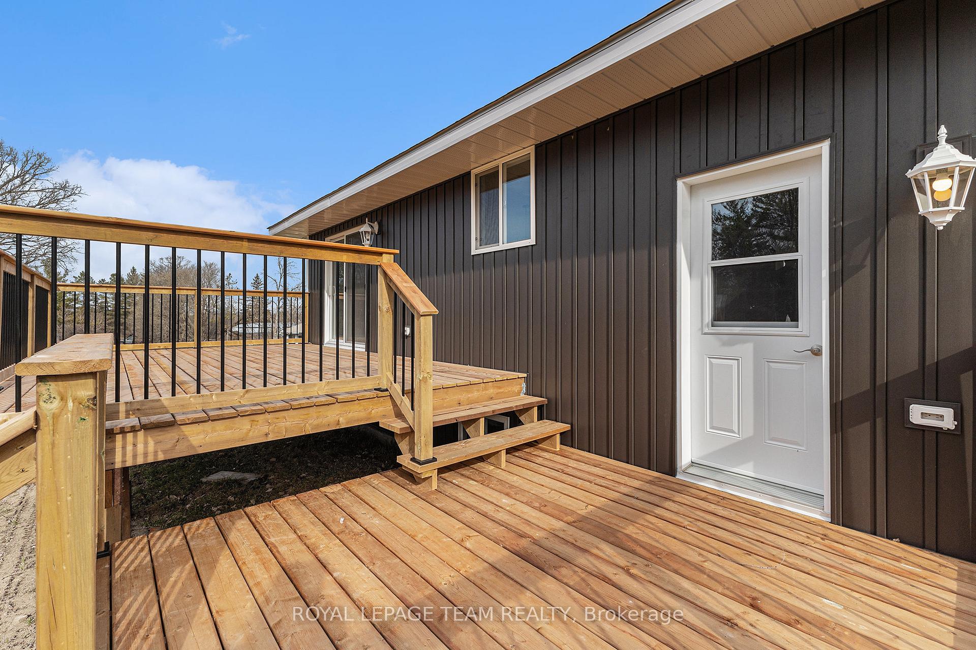 Photo 25 of 164 Pinegrove Road, McNab/Braeside, Mcnab/Braeside Twps — HOMEH