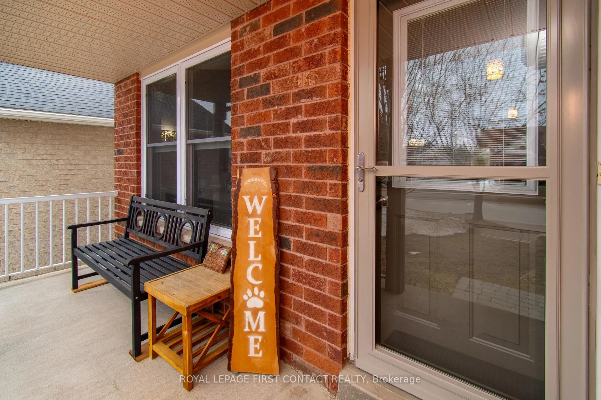 Photo 2 of 249 Esther Drive, Barrie, Painswick South — HOMEH