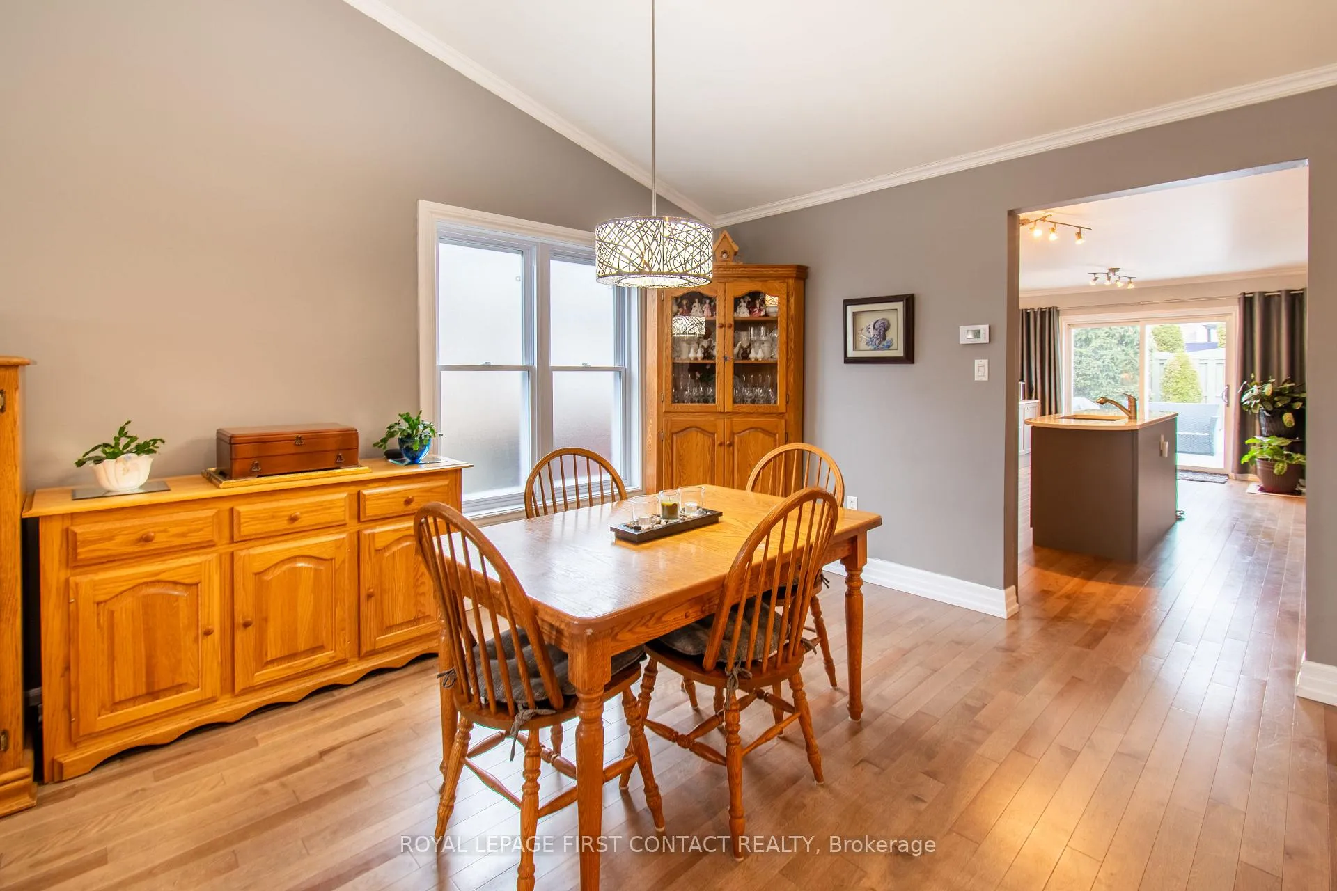 Photo 6 of 249 Esther Drive, Barrie, Painswick South — HOMEH