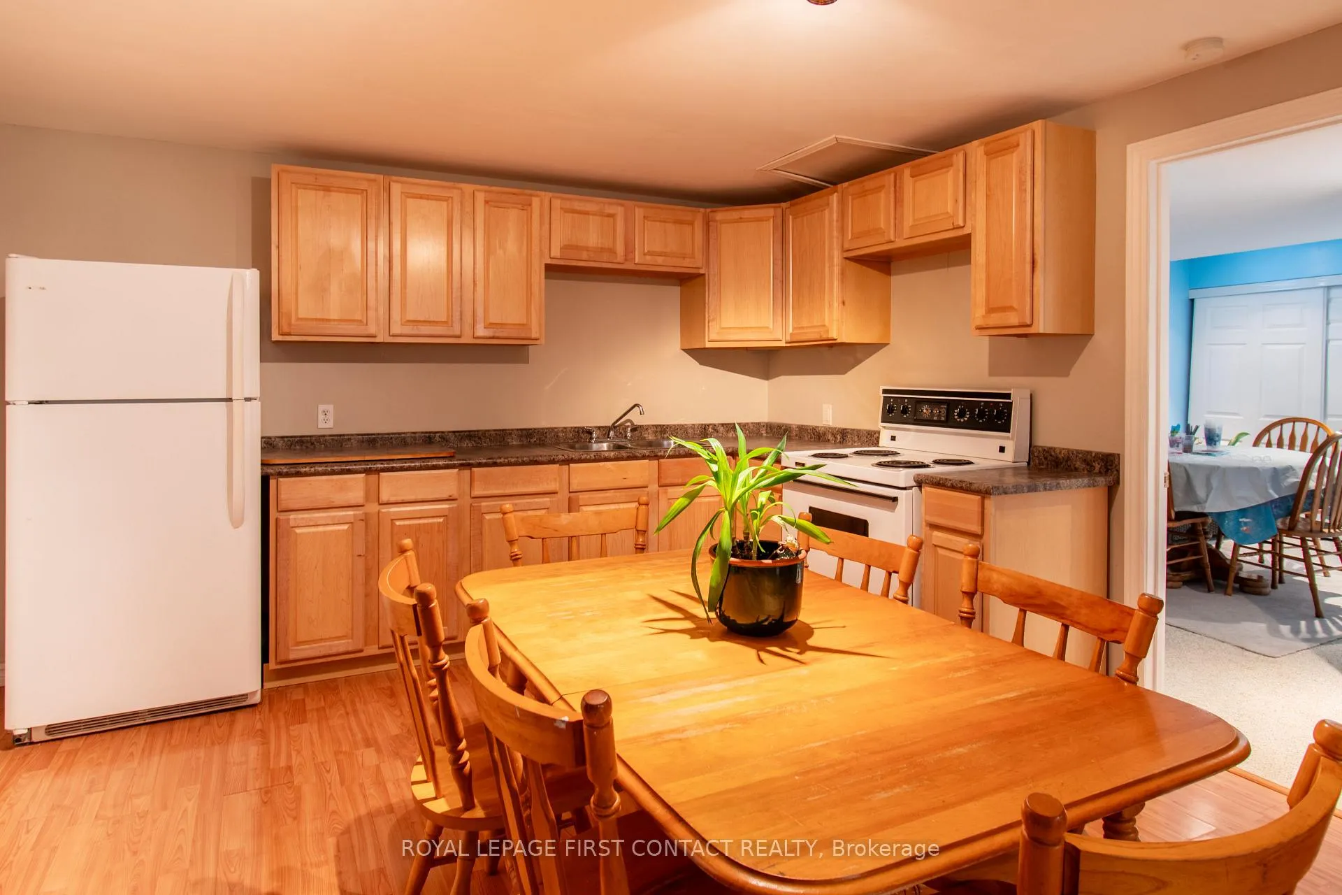 Photo 22 of 249 Esther Drive, Barrie, Painswick South — HOMEH