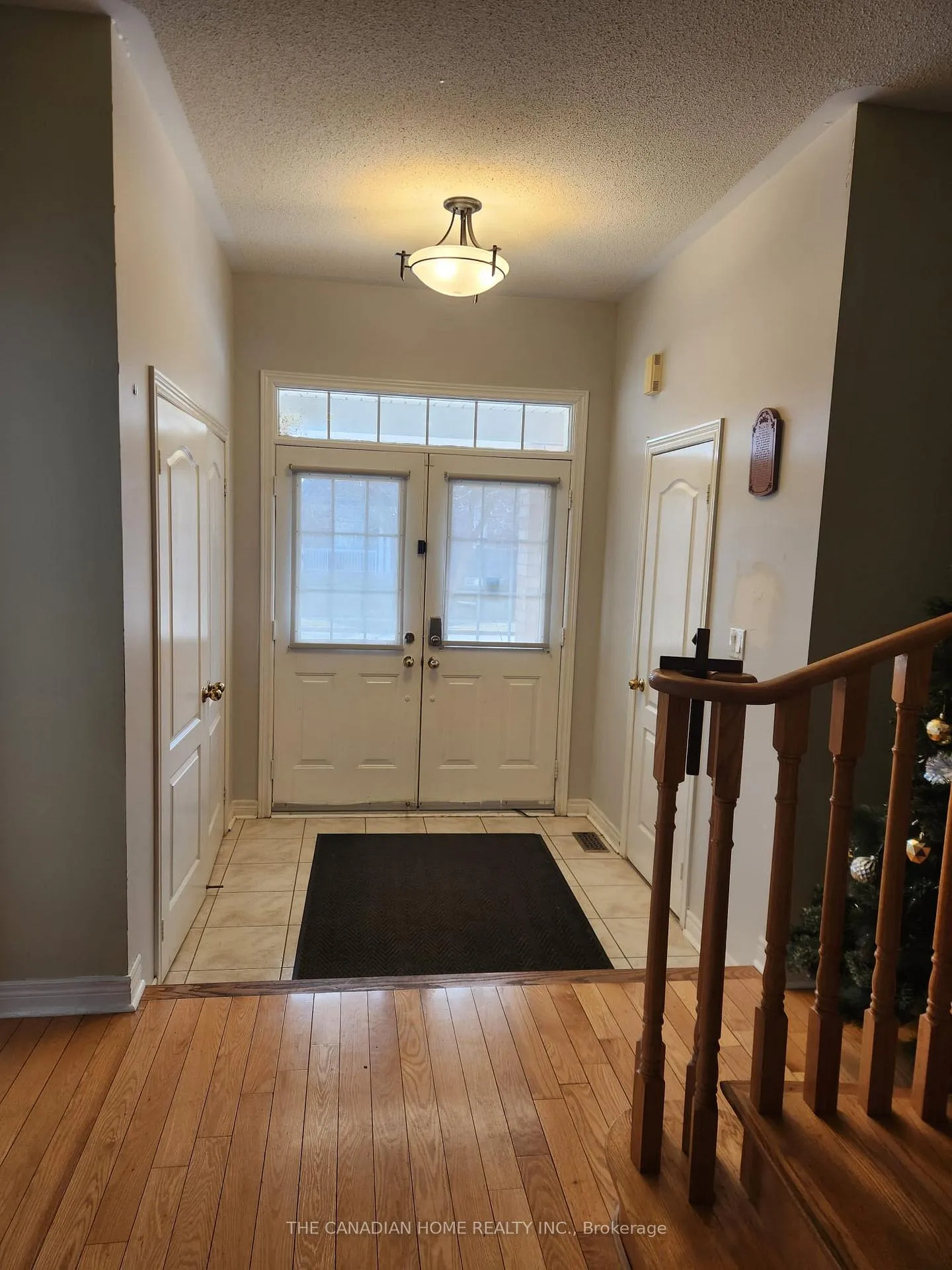 Photo 3 of 2 Rockstep Court, Brampton, Sandringham-Wellington — HOMEH