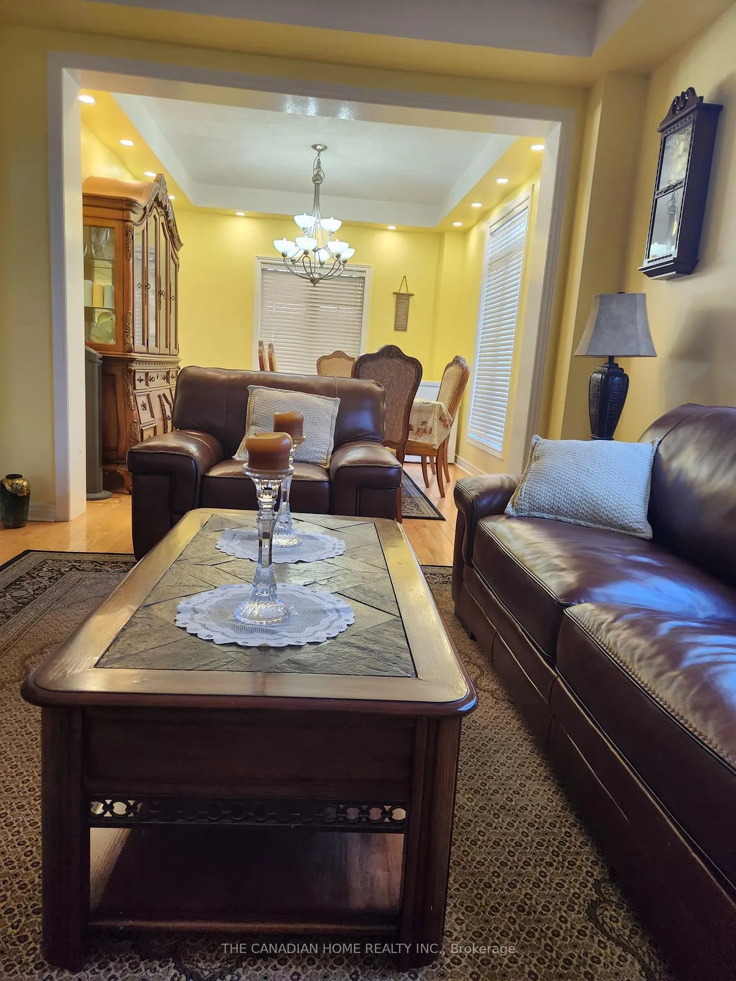 Photo 6 of 2 Rockstep Court, Brampton, Sandringham-Wellington — HOMEH