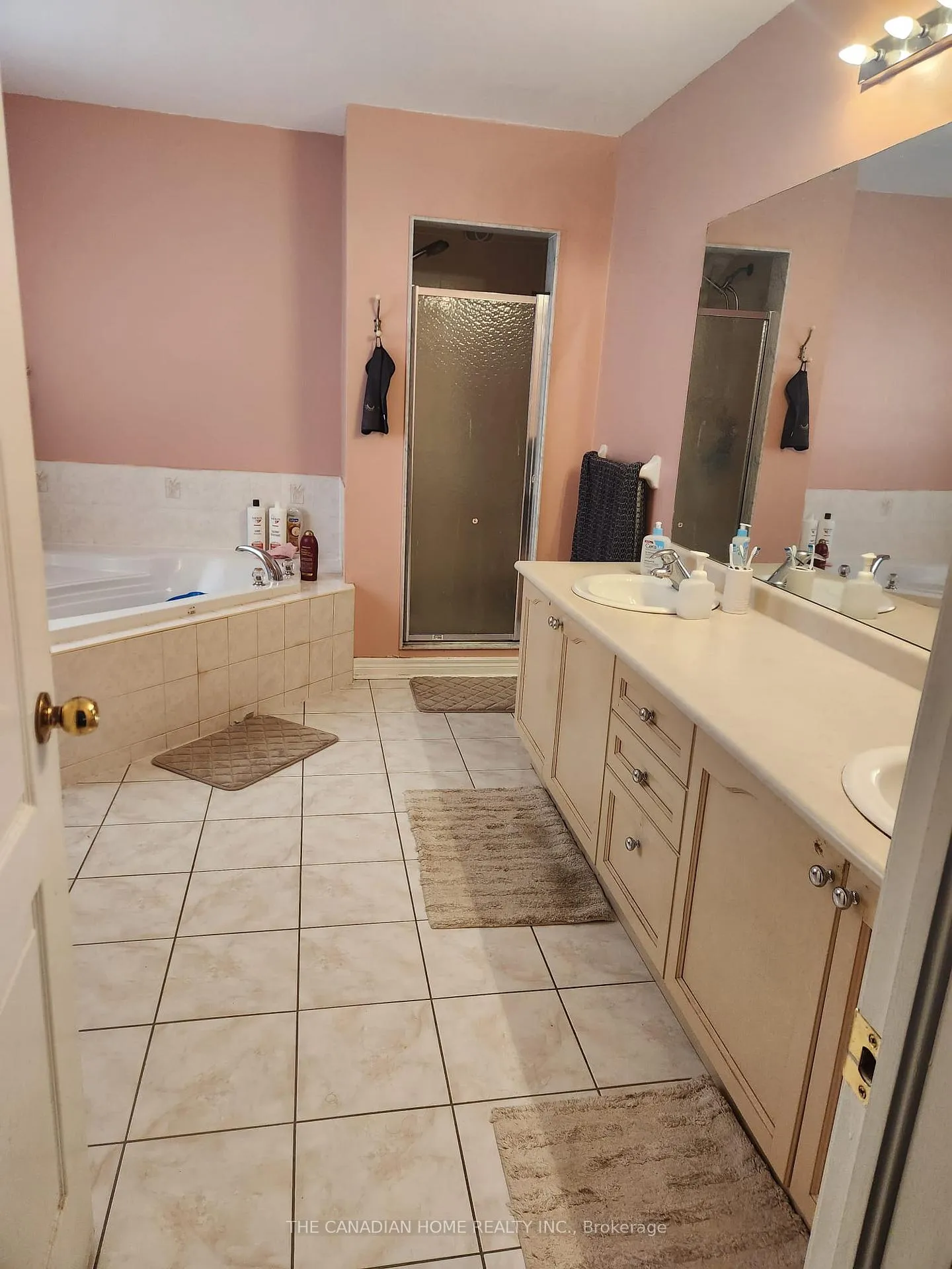 Photo 18 of 2 Rockstep Court, Brampton, Sandringham-Wellington — HOMEH