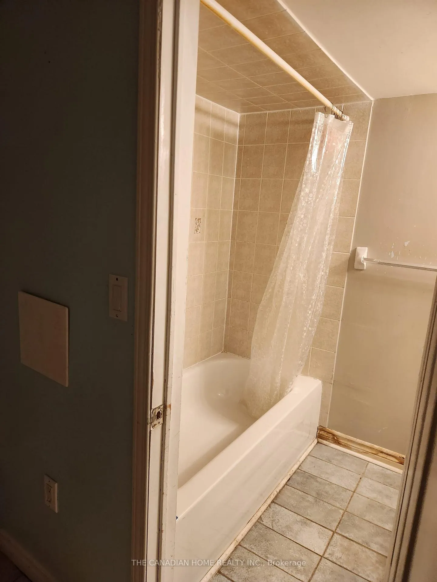 Photo 20 of 2 Rockstep Court, Brampton, Sandringham-Wellington — HOMEH