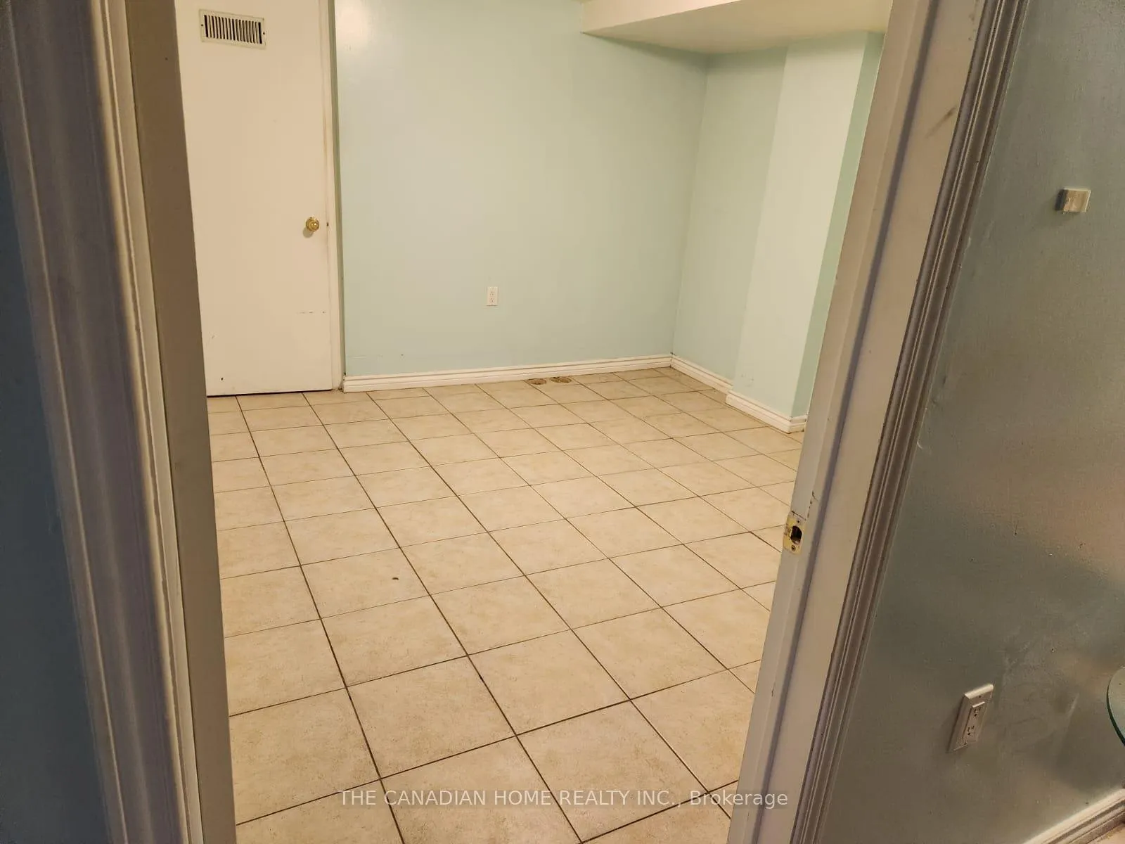 Photo 24 of 2 Rockstep Court, Brampton, Sandringham-Wellington — HOMEH