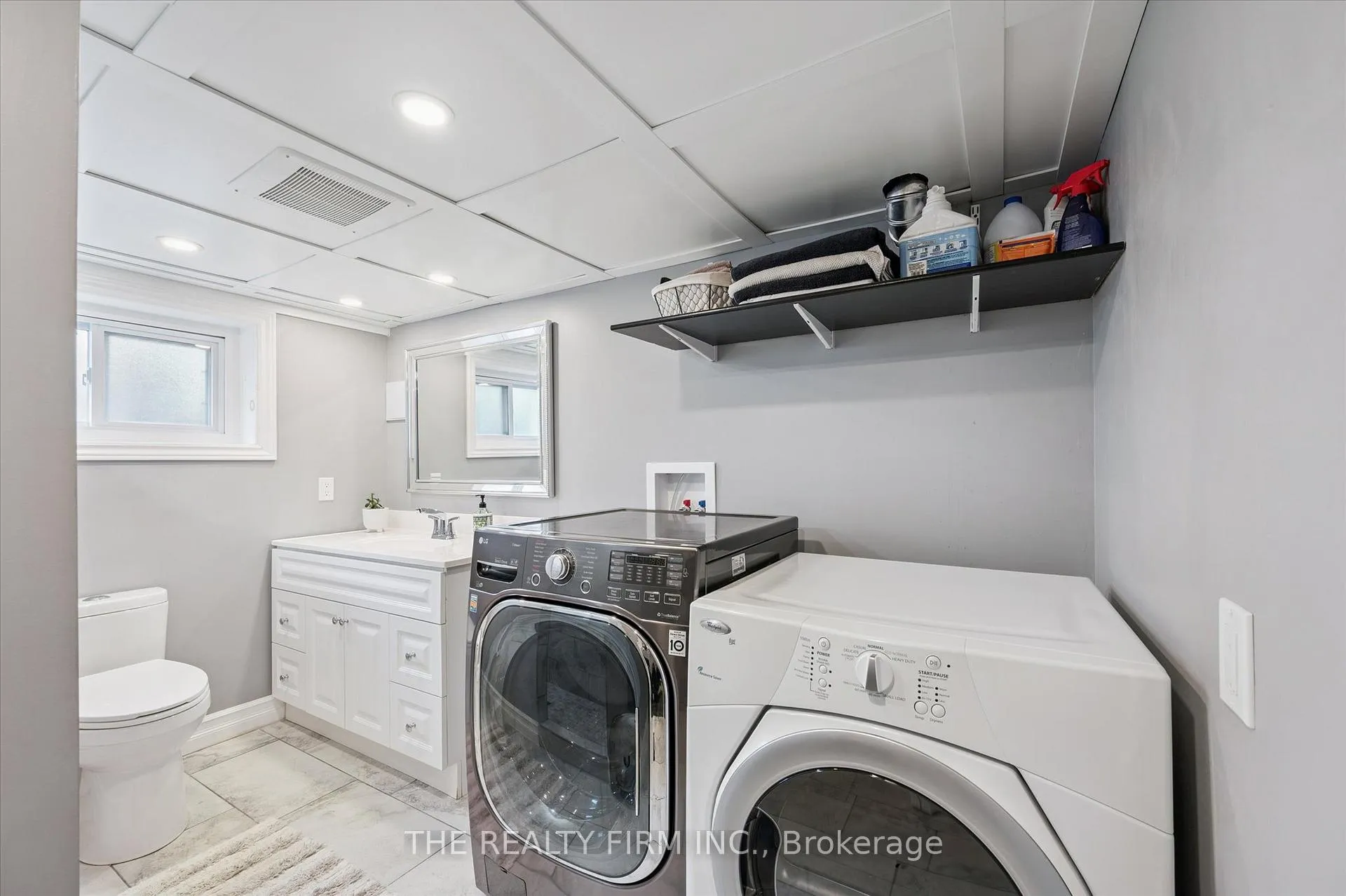 Photo 29 of 9 Dodds Avenue E, Guelph, St. Patrick's Ward — HOMEH