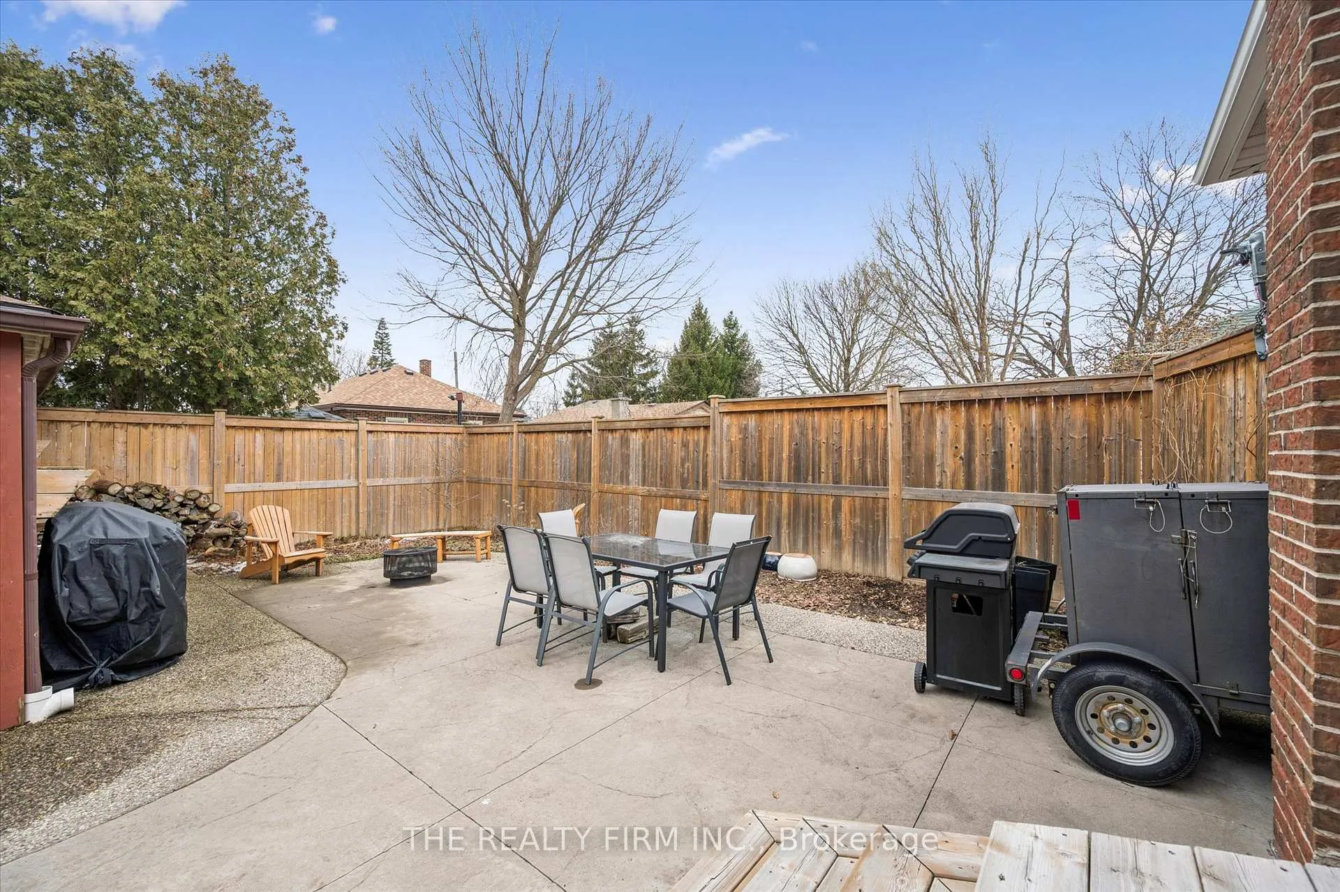 Photo 36 of 9 Dodds Avenue E, Guelph, St. Patrick's Ward — HOMEH