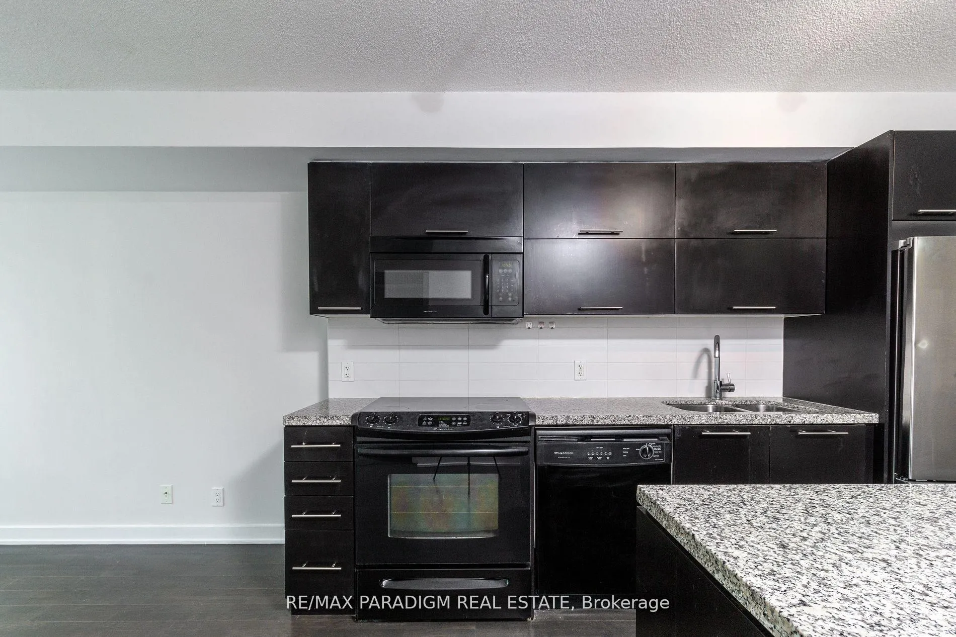 Photo 3 of Unit 316, 21 Nelson Street, Toronto, University — HOMEH