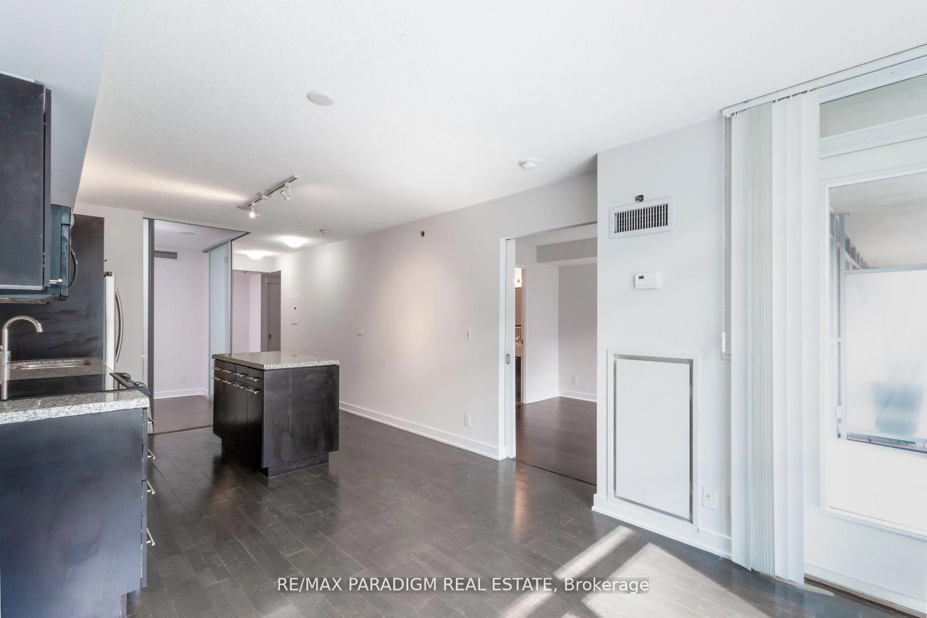 Photo 9 of Unit 316, 21 Nelson Street, Toronto, University — HOMEH