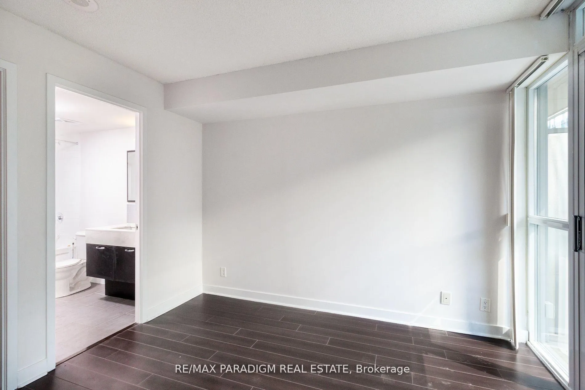 Photo 12 of Unit 316, 21 Nelson Street, Toronto, University — HOMEH
