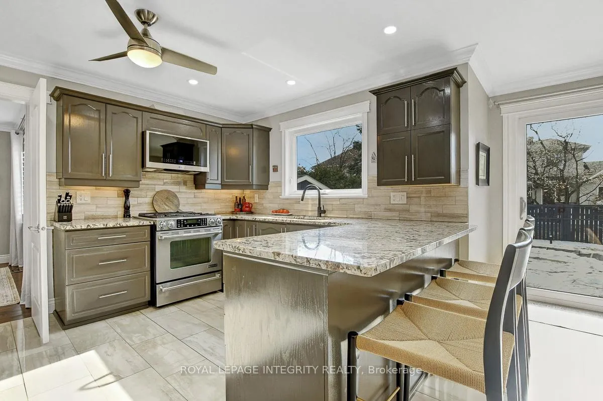 Photo 15 of 4 Heritage Grove Crescent, Ottawa, Stittsville (Central) — HOMEH