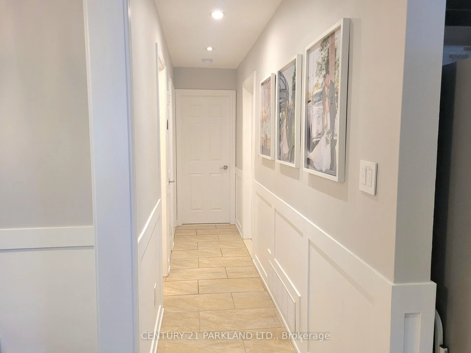 Photo 16 of 52 Franel Crescent, North York, Humber Summit — HOMEH