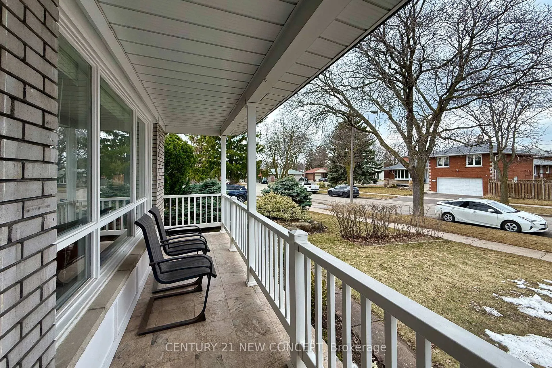 Photo 4 of 24 Woodpark Road, Etobicoke, Willowridge-Martingrove-Richview — HOMEH