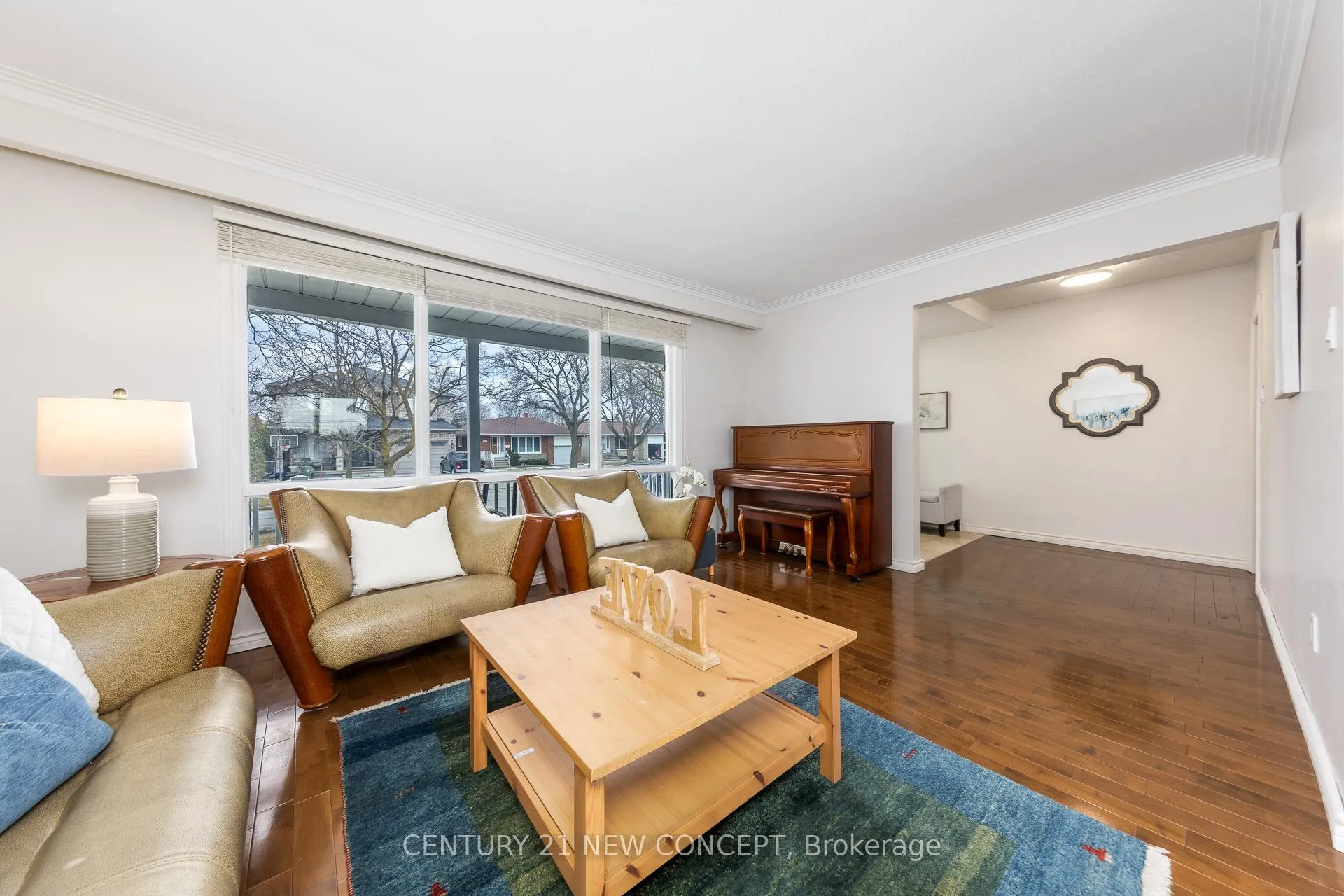 Photo 10 of 24 Woodpark Road, Etobicoke, Willowridge-Martingrove-Richview — HOMEH