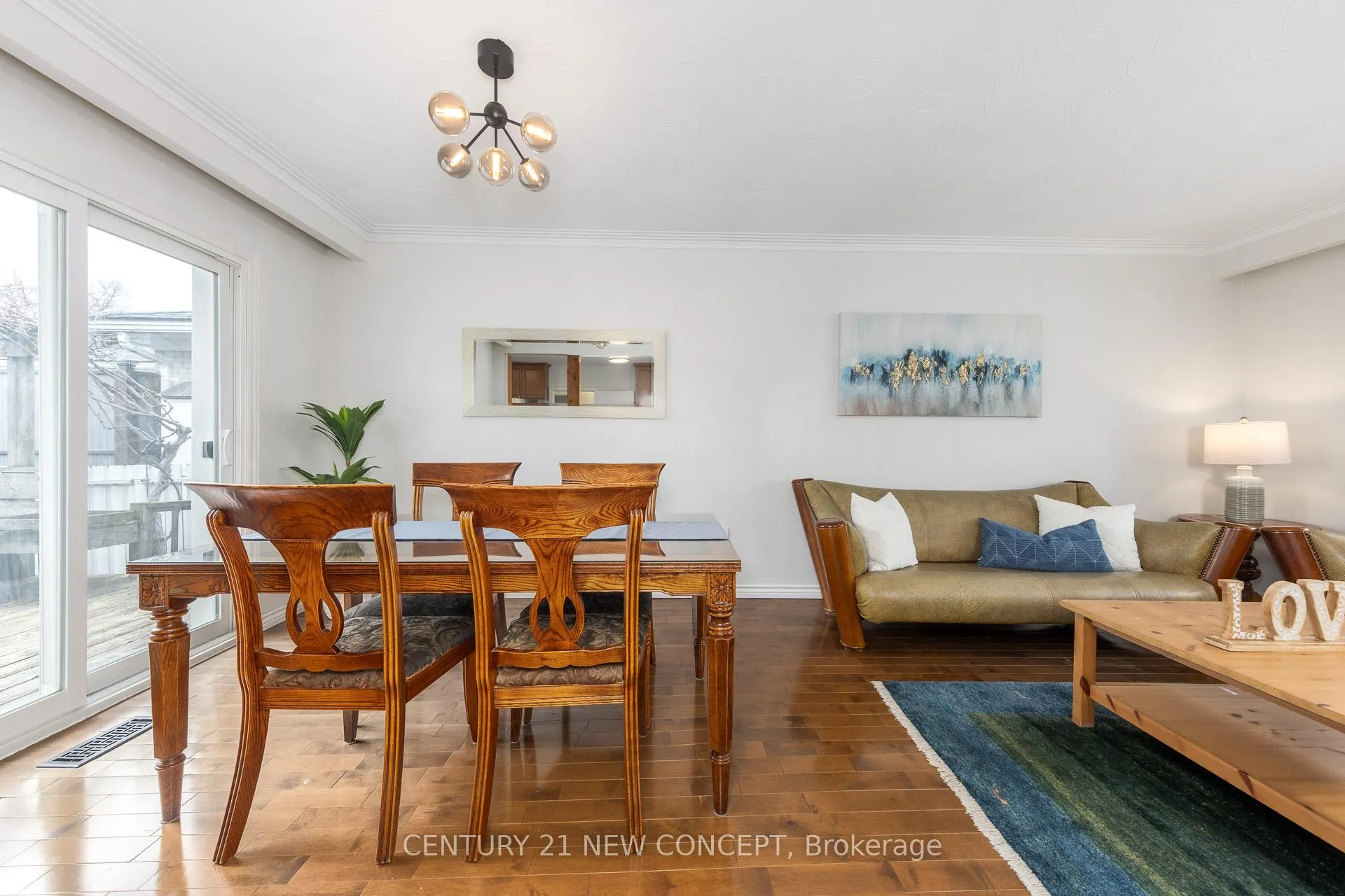 Photo 12 of 24 Woodpark Road, Etobicoke, Willowridge-Martingrove-Richview — HOMEH