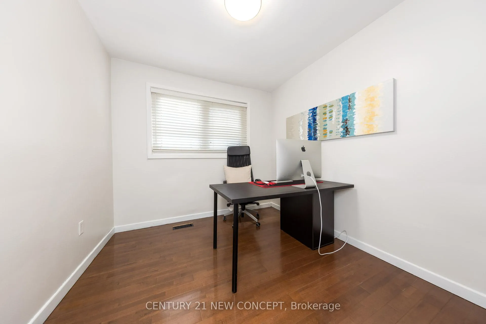 Photo 19 of 24 Woodpark Road, Etobicoke, Willowridge-Martingrove-Richview — HOMEH