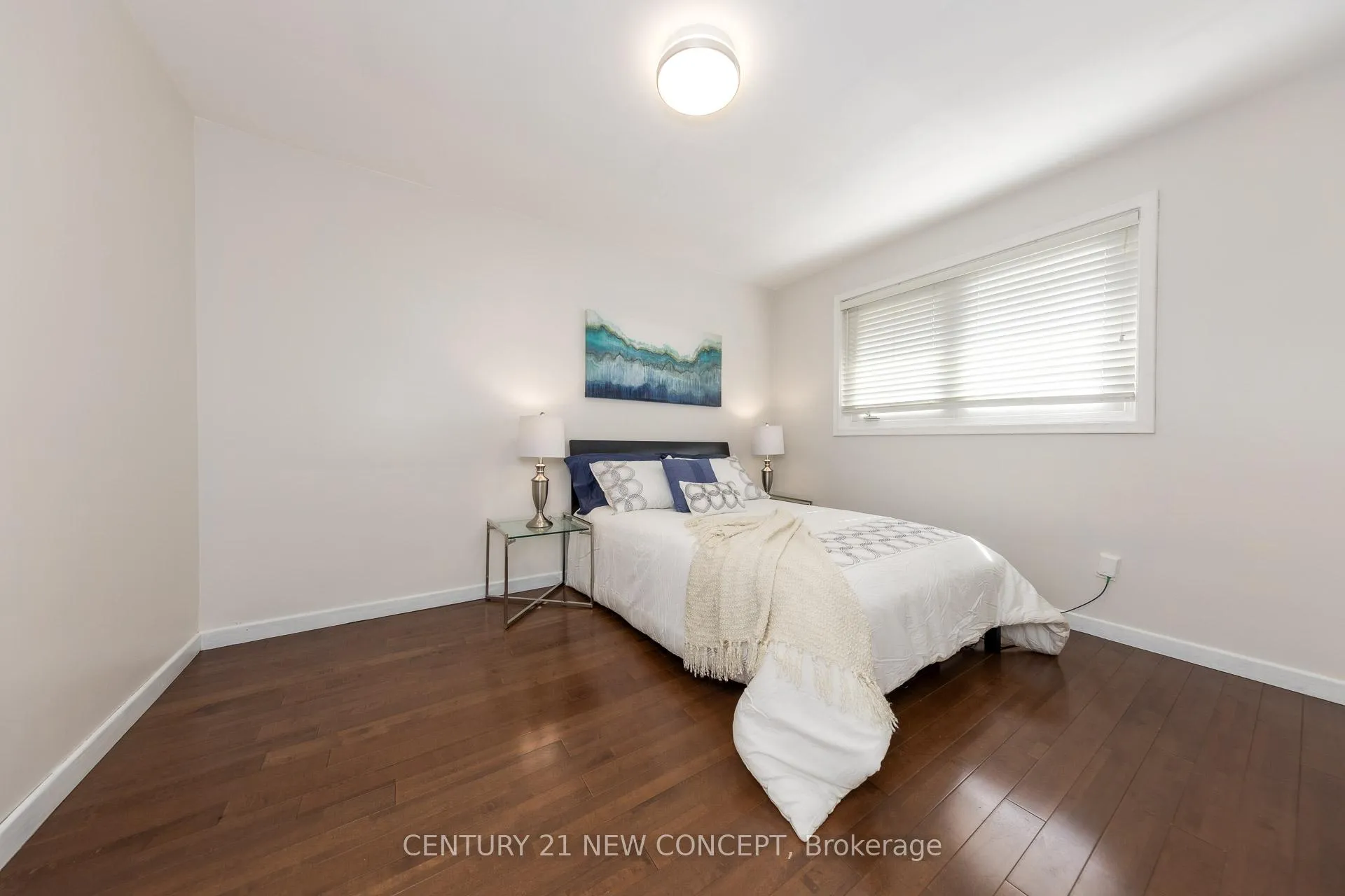Photo 21 of 24 Woodpark Road, Etobicoke, Willowridge-Martingrove-Richview — HOMEH