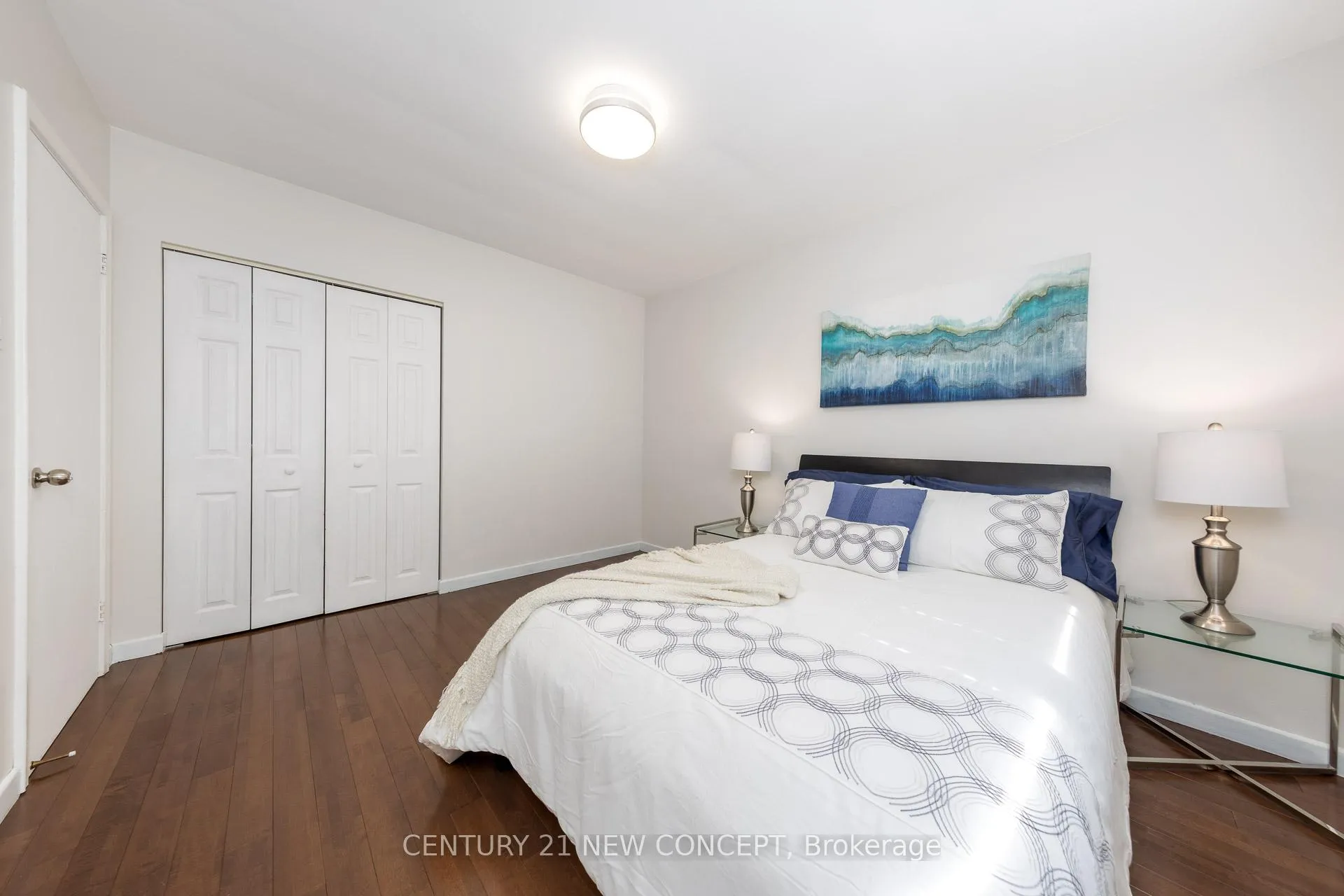 Photo 22 of 24 Woodpark Road, Etobicoke, Willowridge-Martingrove-Richview — HOMEH