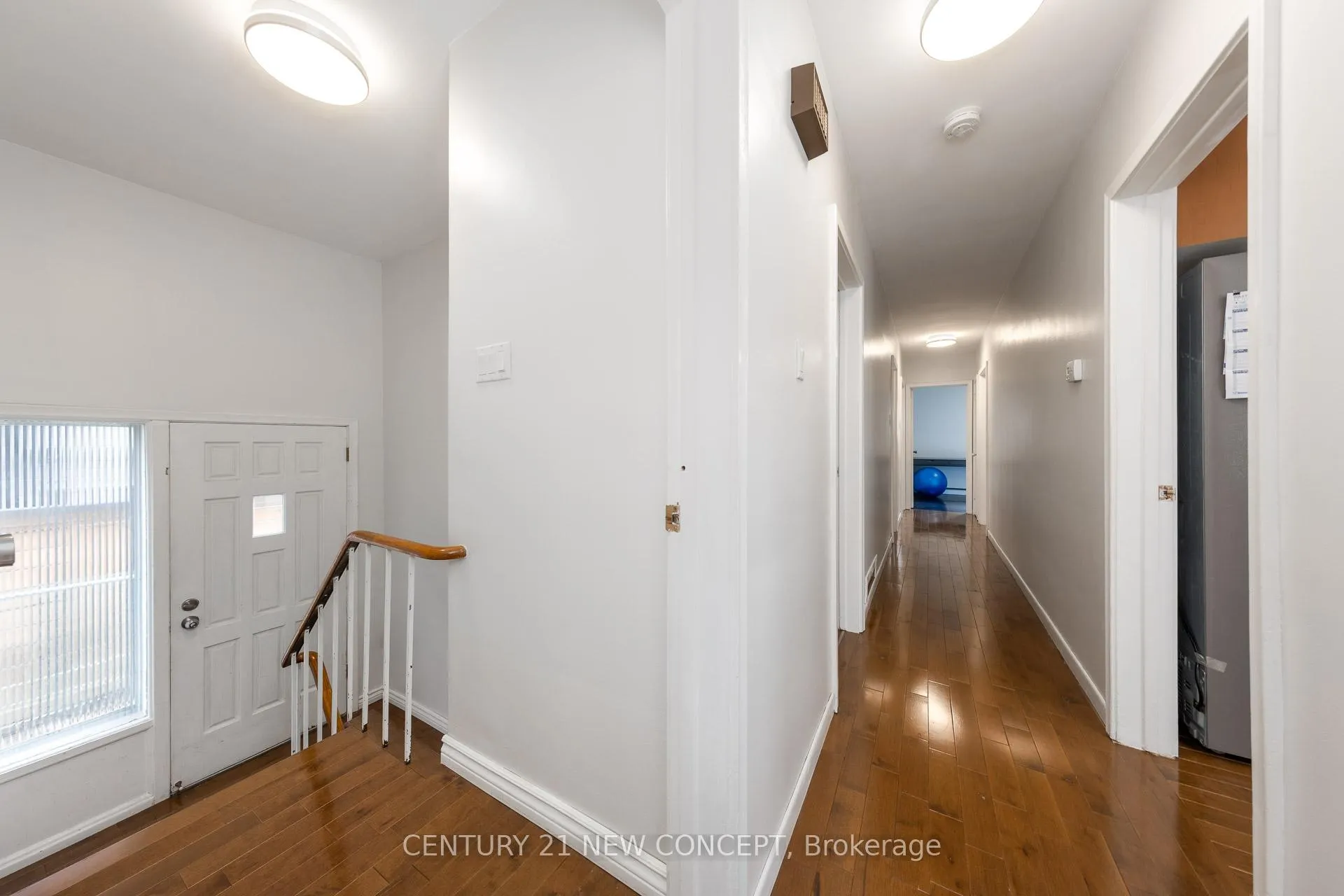 Photo 25 of 24 Woodpark Road, Etobicoke, Willowridge-Martingrove-Richview — HOMEH