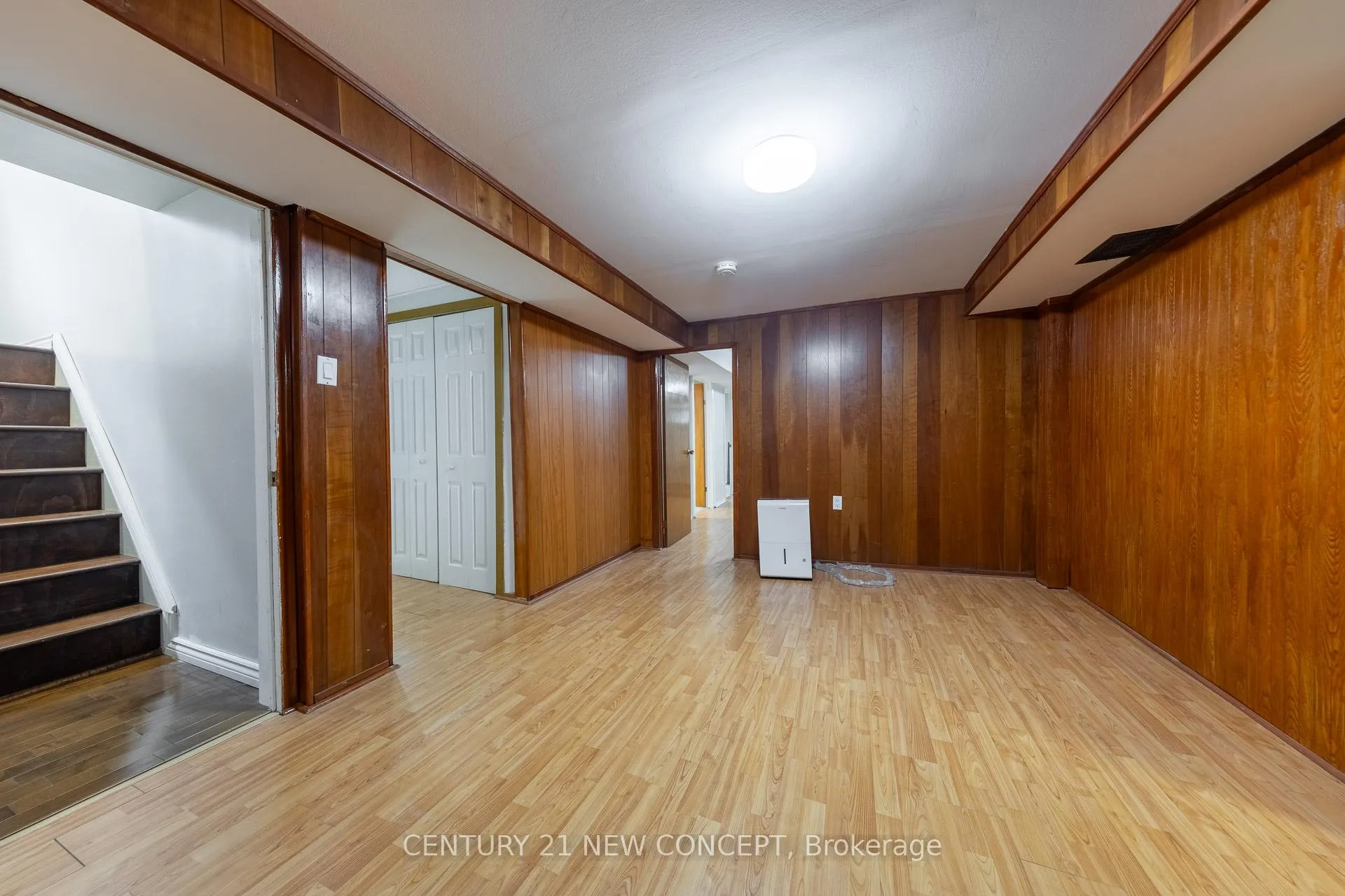 Photo 27 of 24 Woodpark Road, Etobicoke, Willowridge-Martingrove-Richview — HOMEH