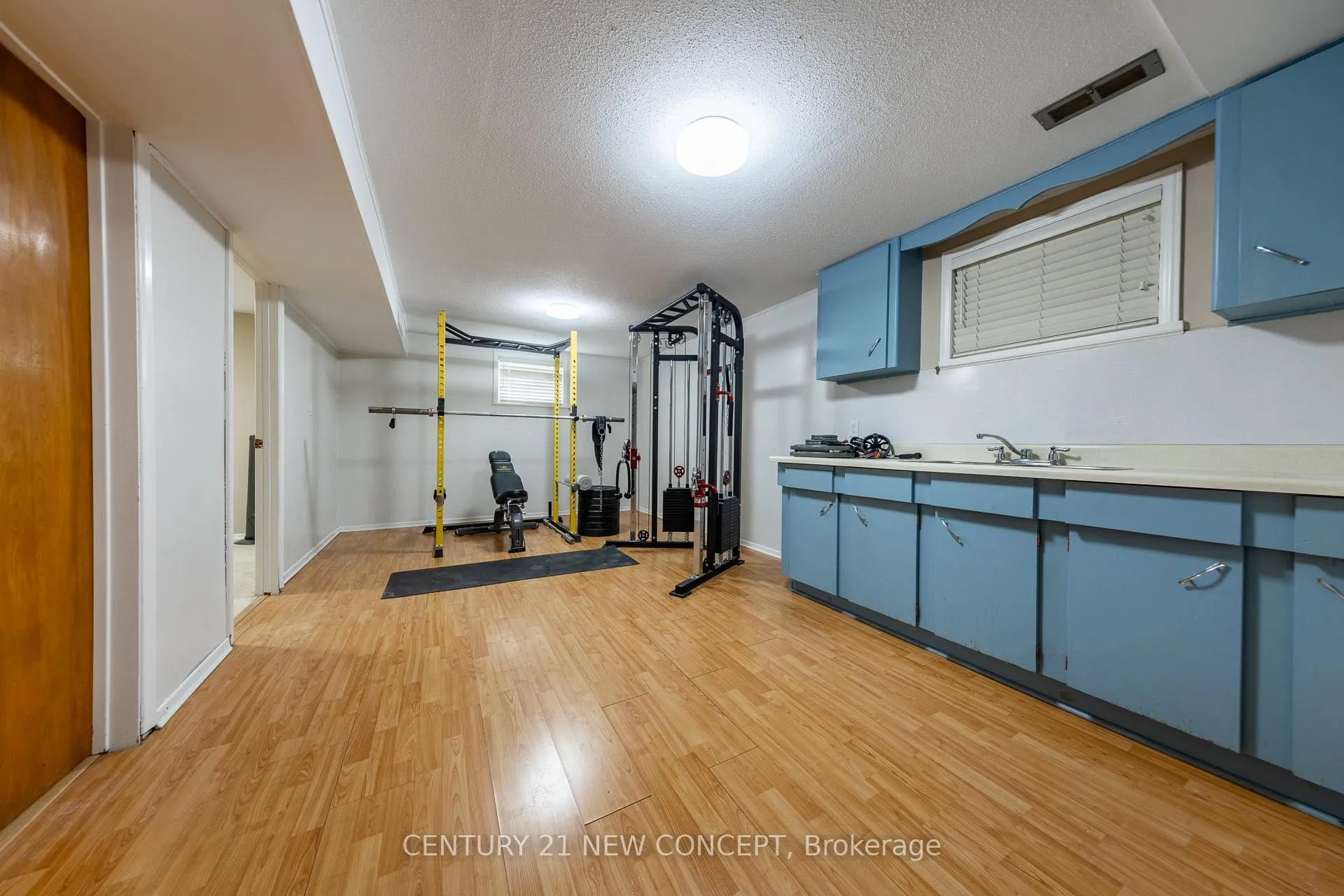 Photo 30 of 24 Woodpark Road, Etobicoke, Willowridge-Martingrove-Richview — HOMEH