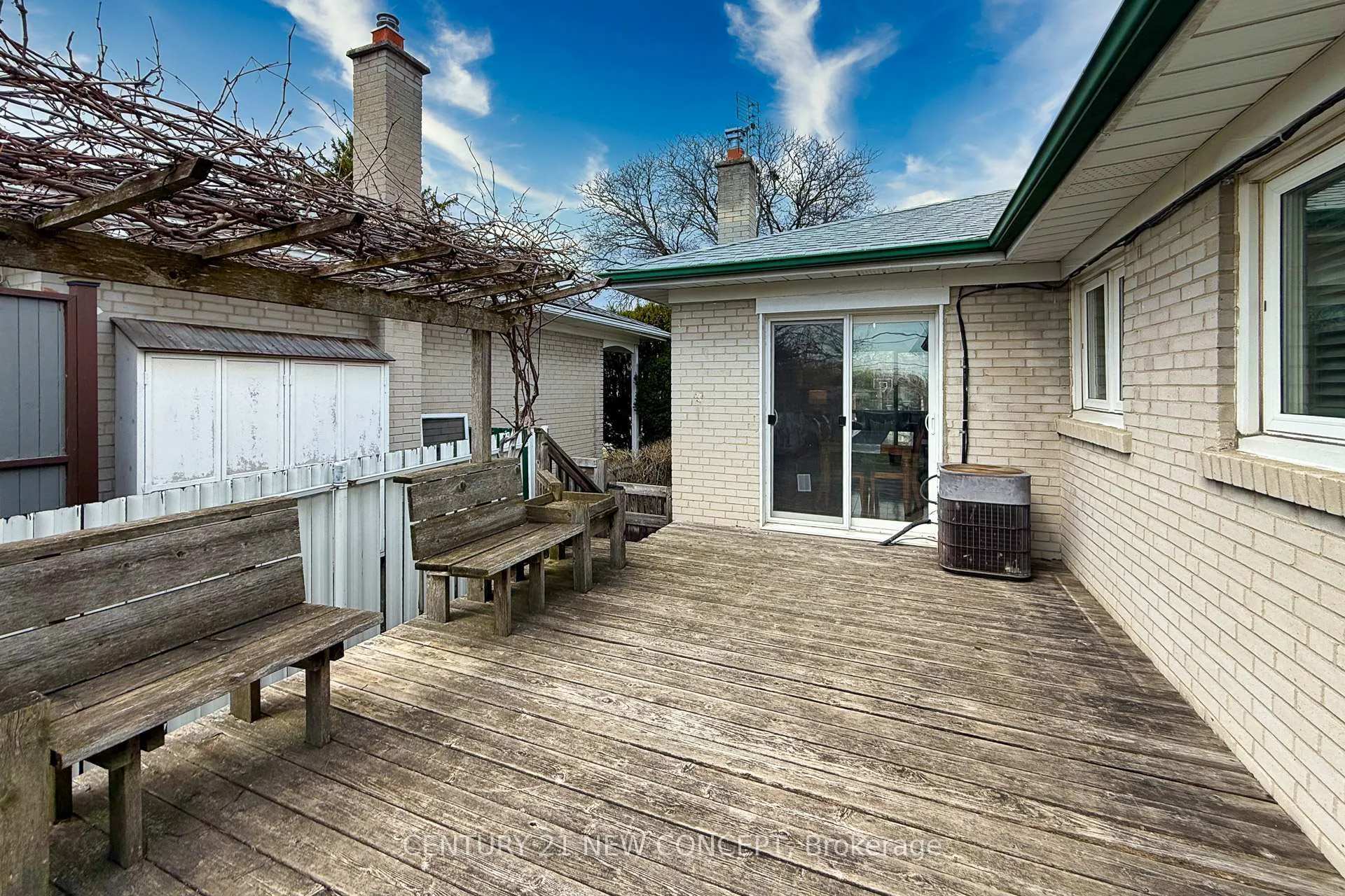 Photo 39 of 24 Woodpark Road, Etobicoke, Willowridge-Martingrove-Richview — HOMEH