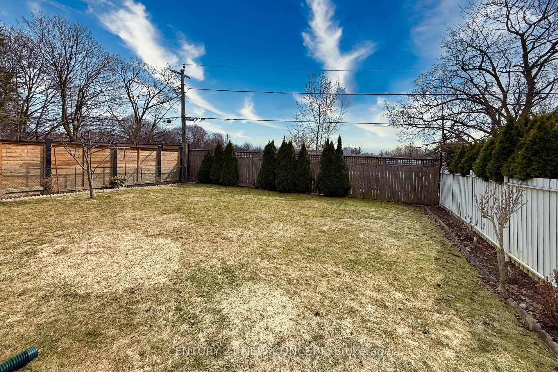 Photo 42 of 24 Woodpark Road, Etobicoke, Willowridge-Martingrove-Richview — HOMEH