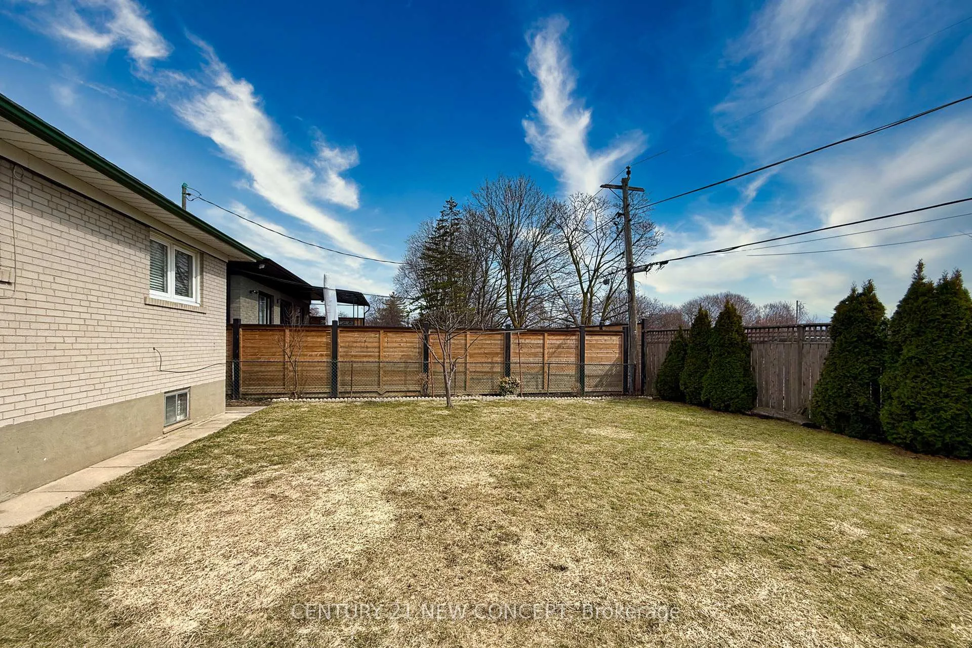 Photo 43 of 24 Woodpark Road, Etobicoke, Willowridge-Martingrove-Richview — HOMEH