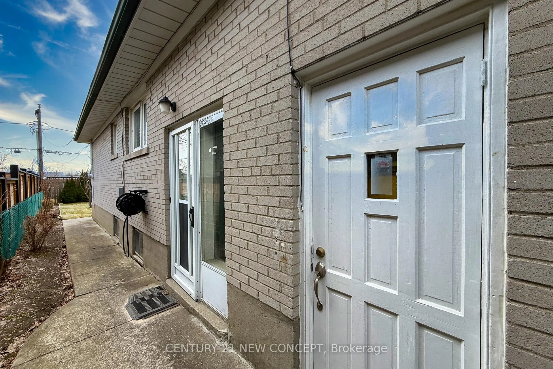 Photo 48 of 24 Woodpark Road, Etobicoke, Willowridge-Martingrove-Richview — HOMEH