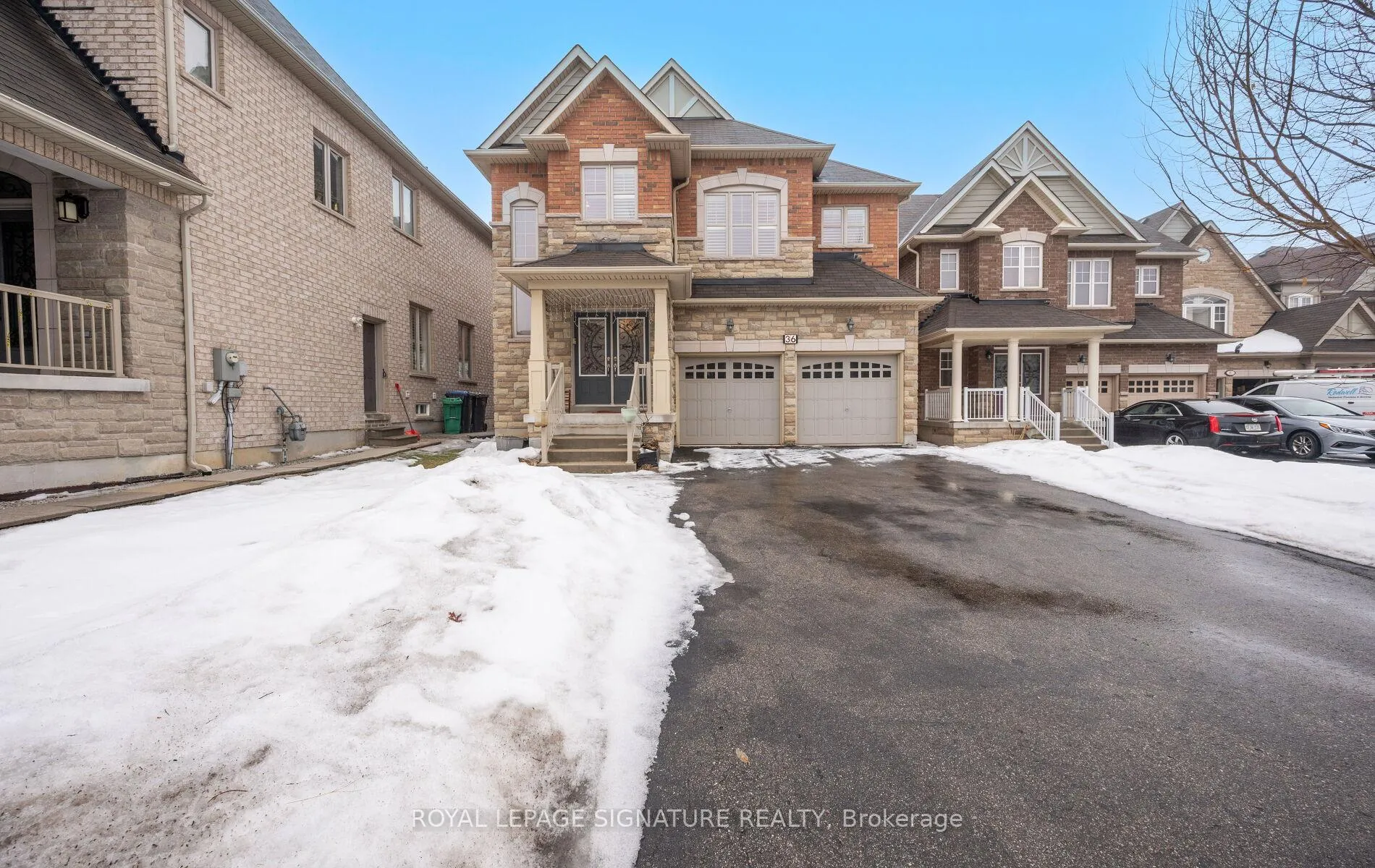 Photo 2 of 36 Stephanie Avenue, Brampton, Bram West — HOMEH