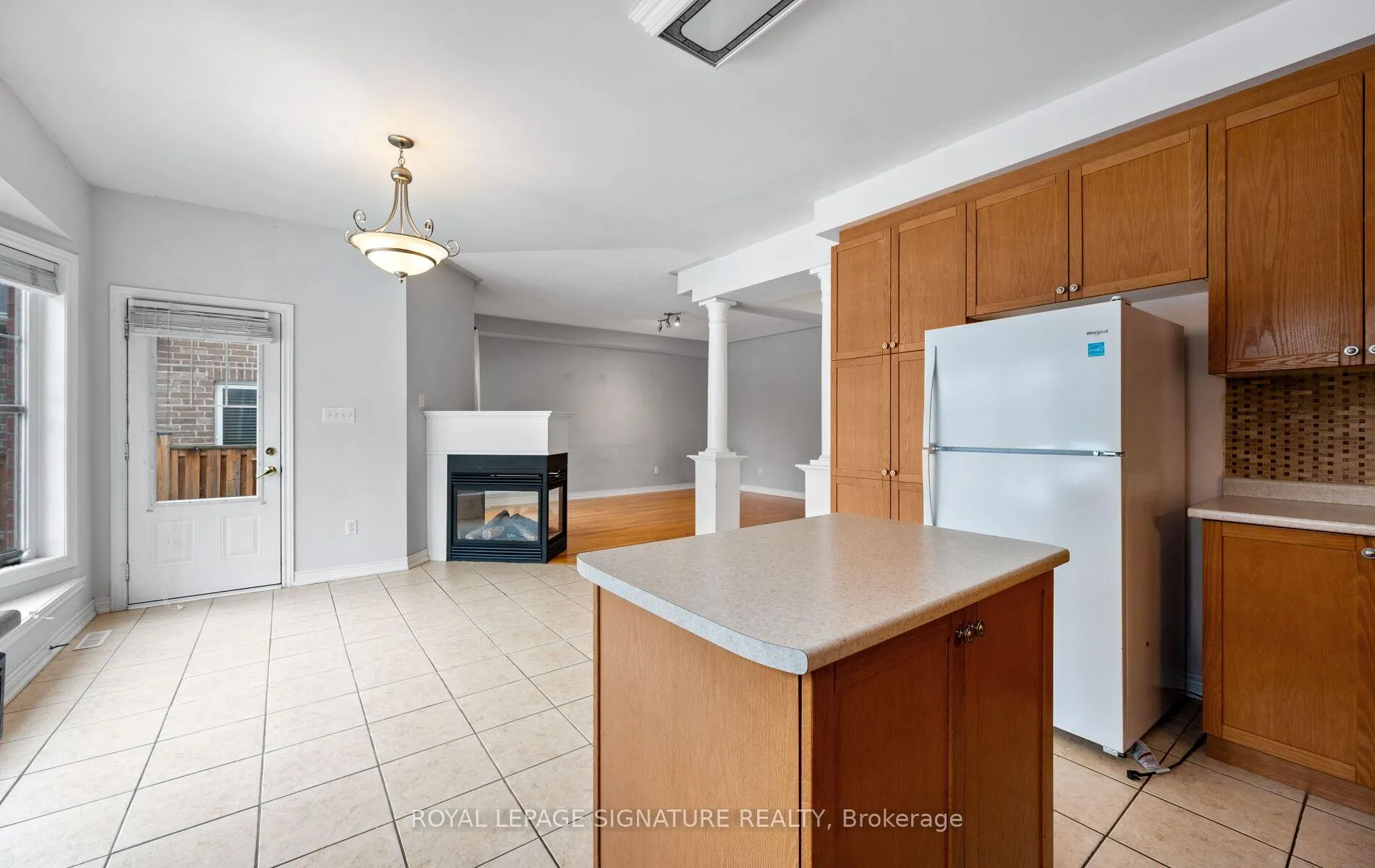 Photo 22 of 36 Stephanie Avenue, Brampton, Bram West — HOMEH