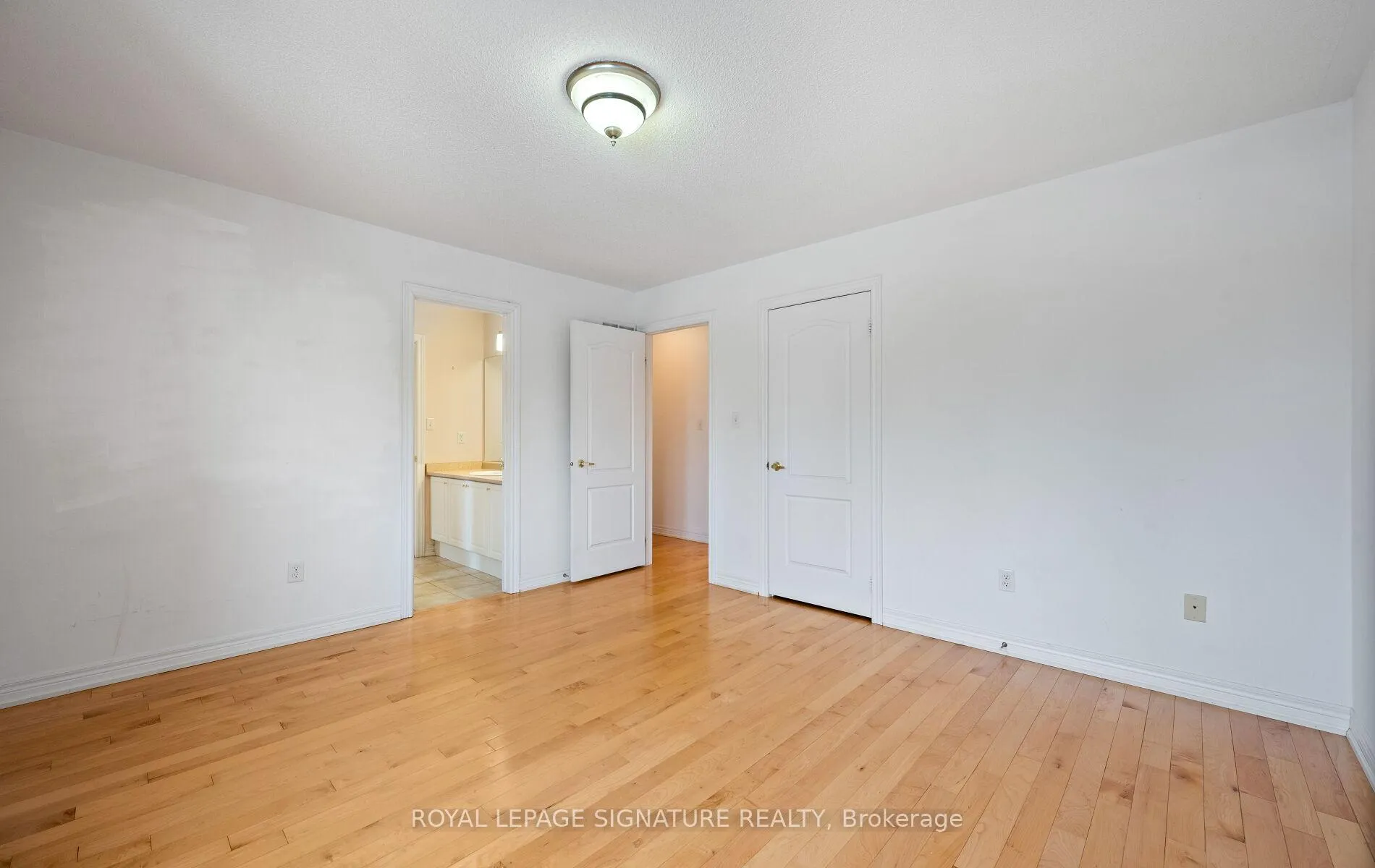 Photo 38 of 36 Stephanie Avenue, Brampton, Bram West — HOMEH