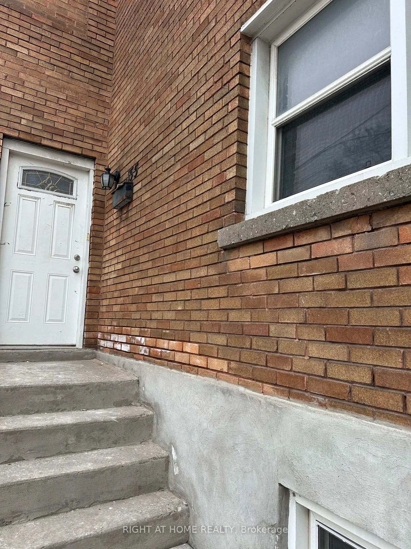Photo 2 of 55 Glendale Avenue S, Ottawa, Glebe — HOMEH