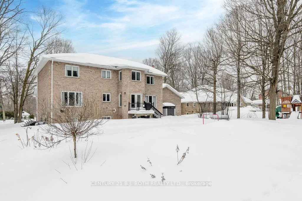 Photo 38 of 7 Priest Avenue, Springwater, Snow Valley — HOMEH