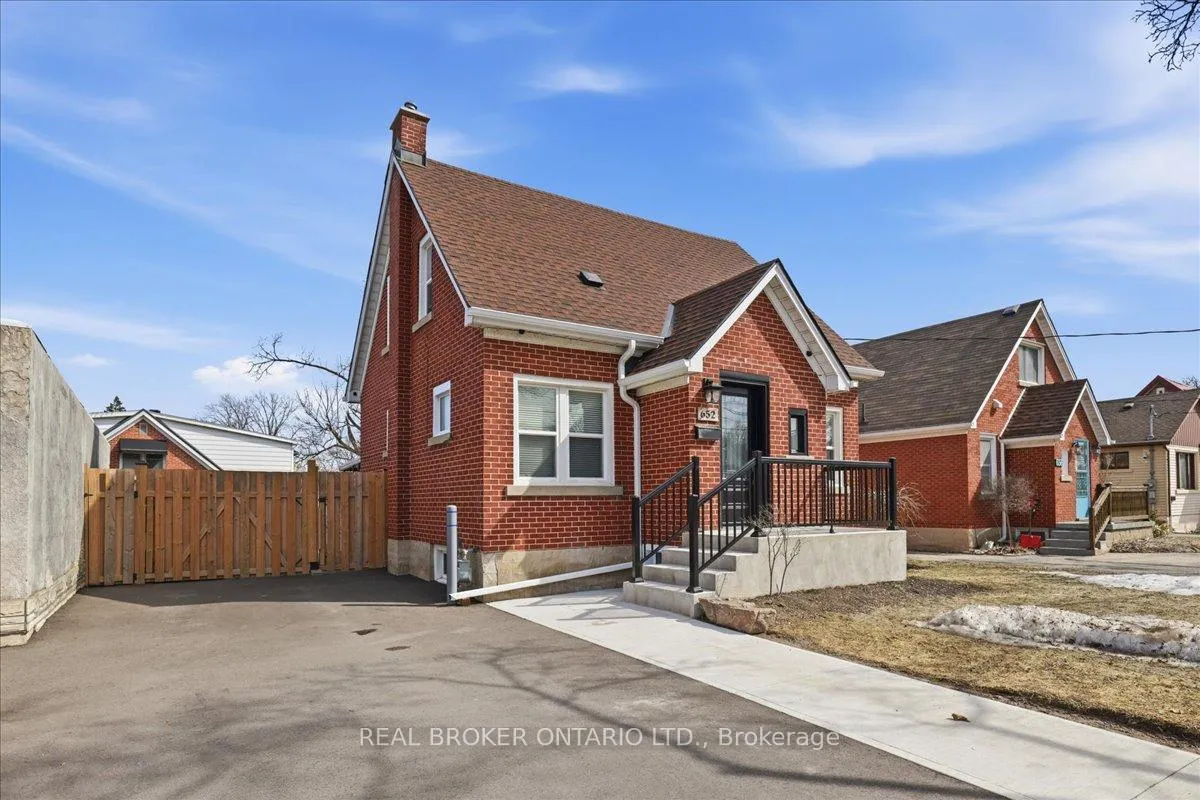 Photo 1 of 652 Weber Street E, Kitchener — HOMEH